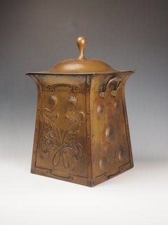 Navette à charbon de cheminée en laiton Art Nouveau, fin du 19e siècle