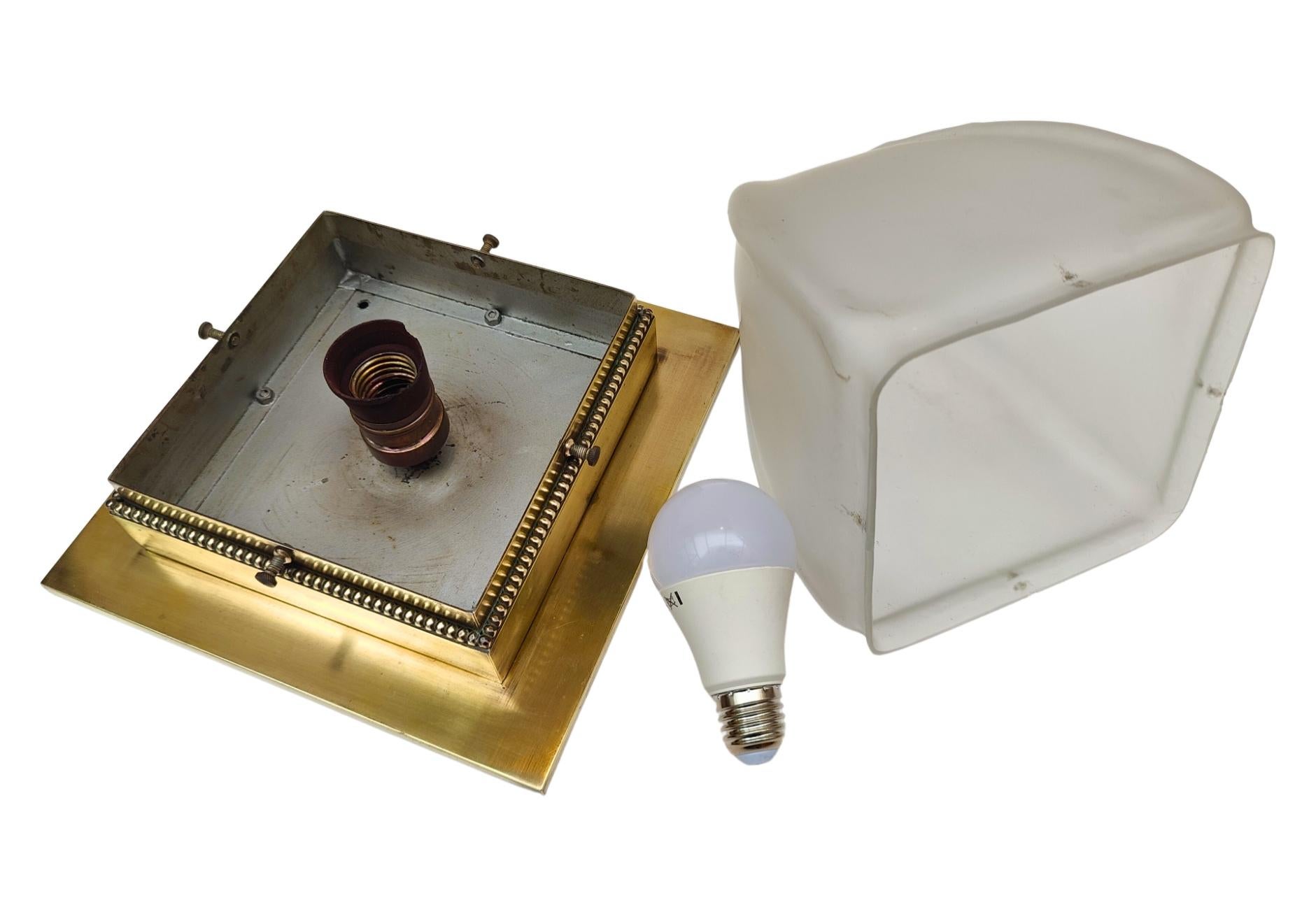 Art Nouveau Brass Flush Mount Ceiling Light with Frosted Glass Shade, circa 1910 For Sale 6