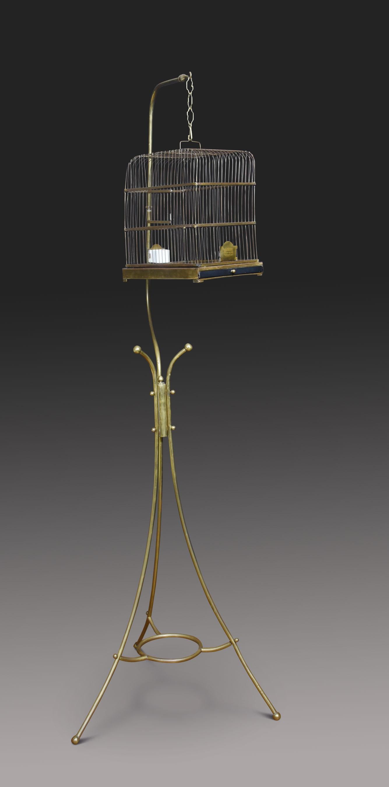Art Nouveau brass hanging bird cage In Good Condition For Sale In Cheshire, GB