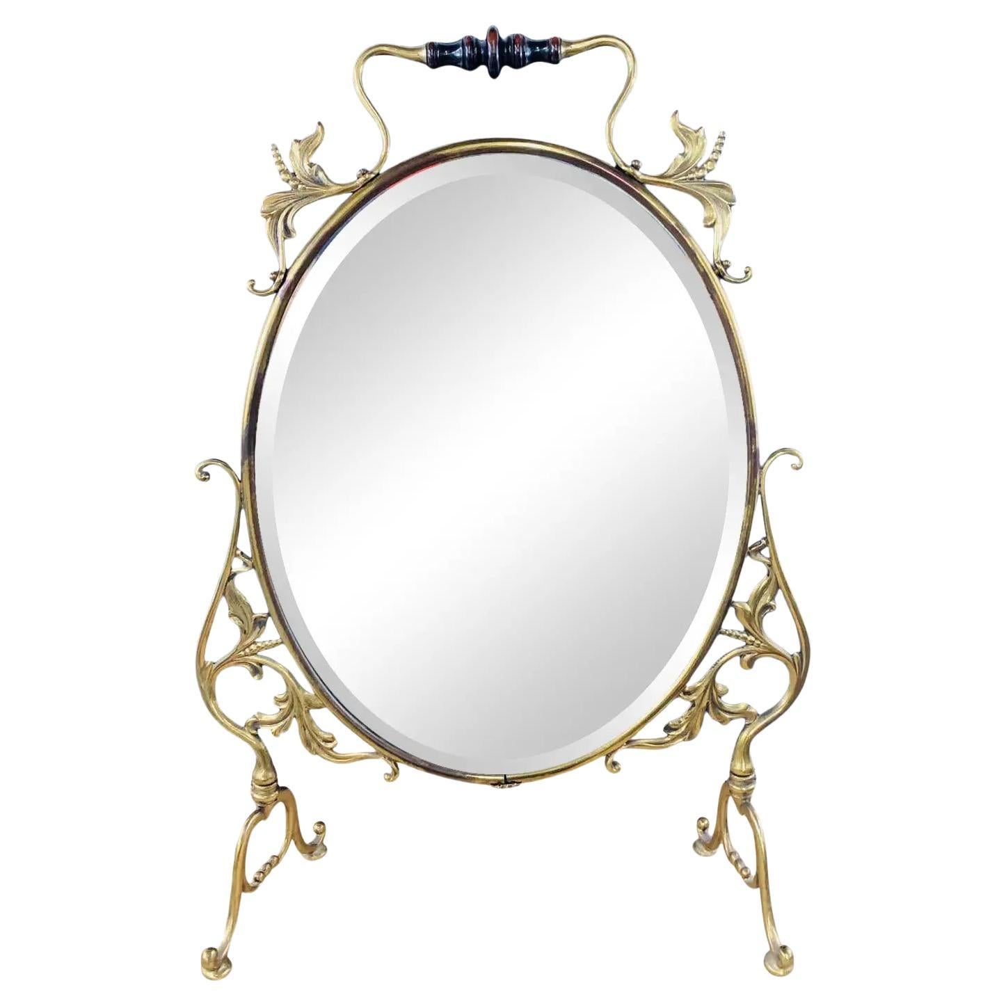 Miroir de table ou de sol ovale en laiton Art Nouveau avec gravure florale