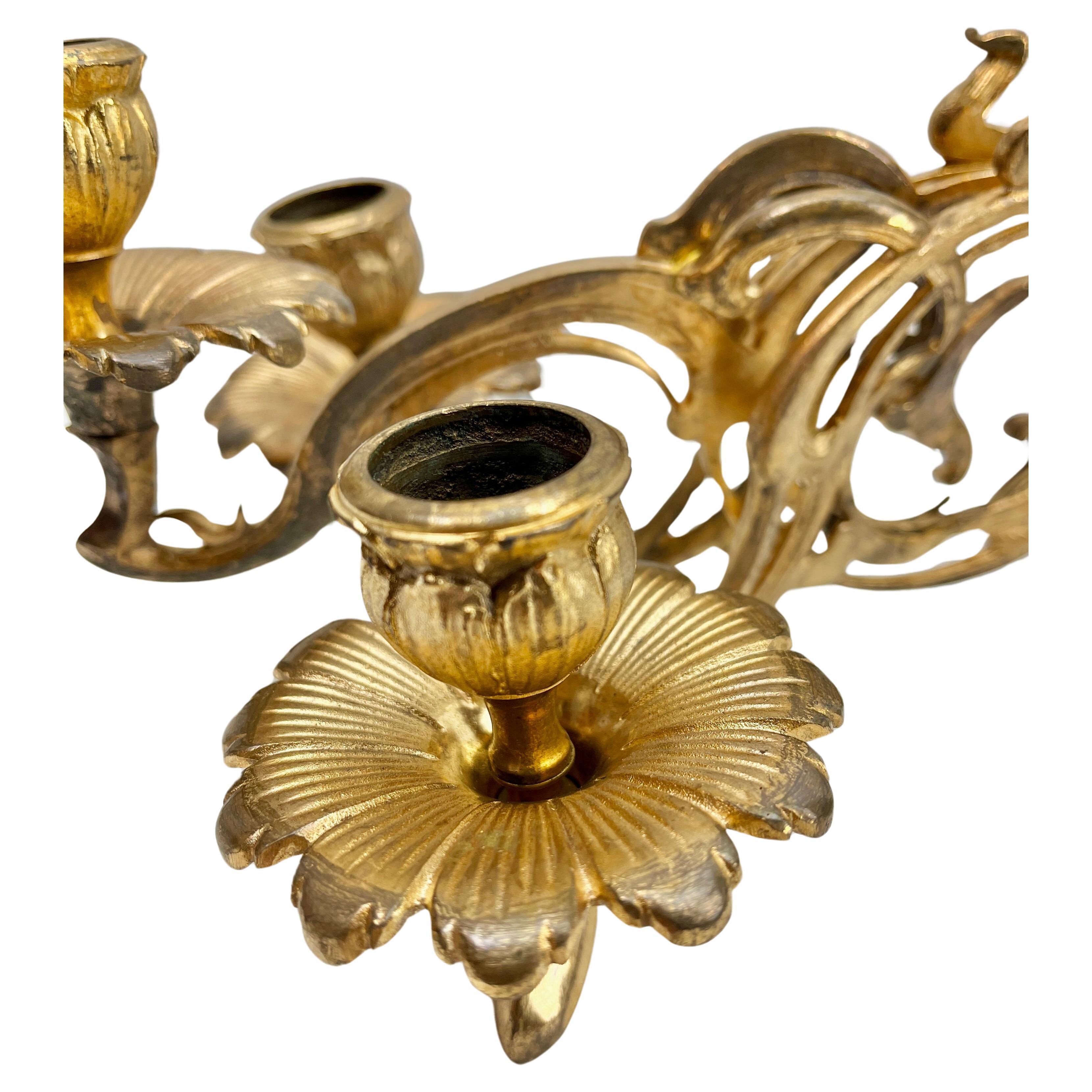 Belga Coppia di candelieri da parete in ottone Art Nouveau, anni '30 in vendita