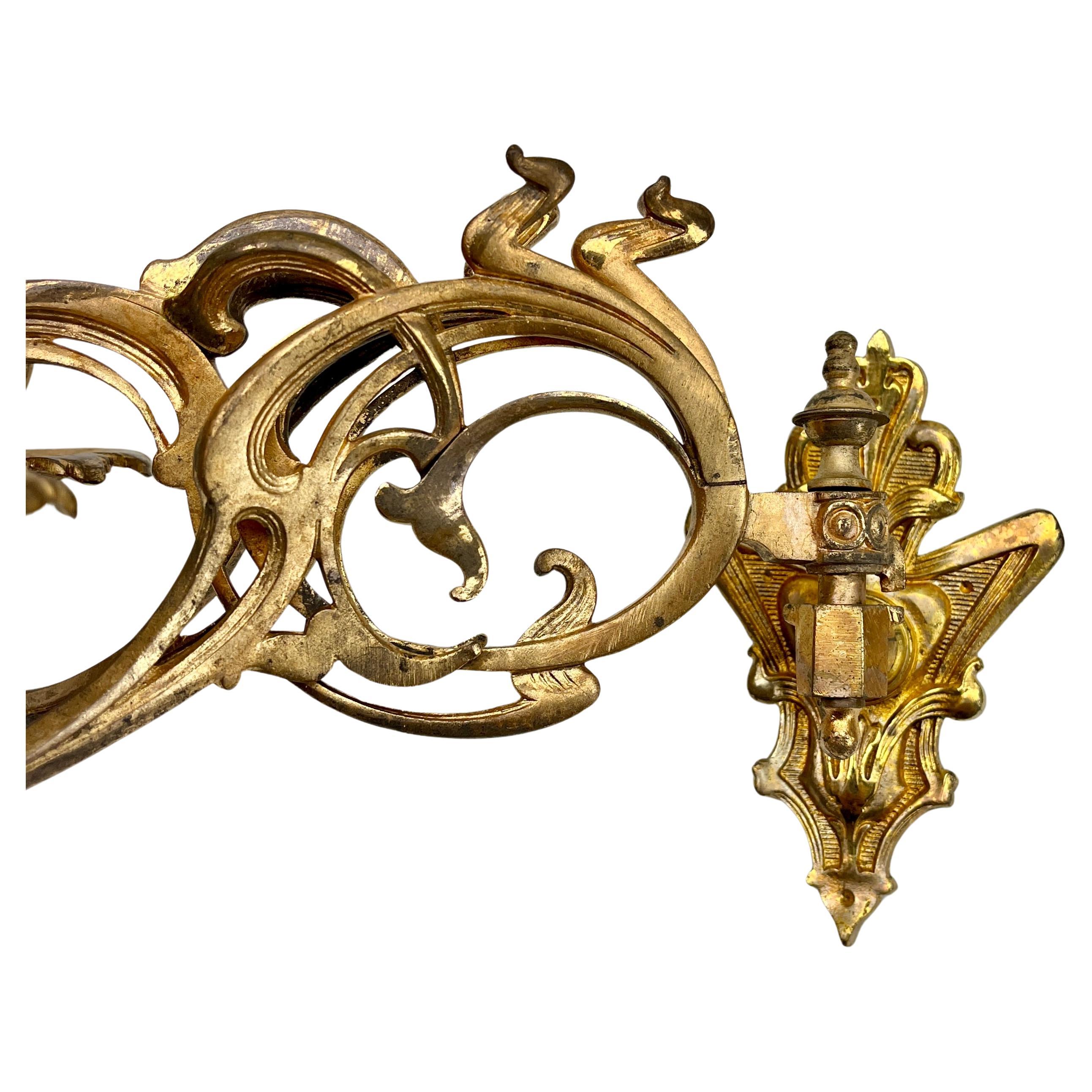 Metà XX secolo Coppia di candelieri da parete in ottone Art Nouveau, anni '30 in vendita