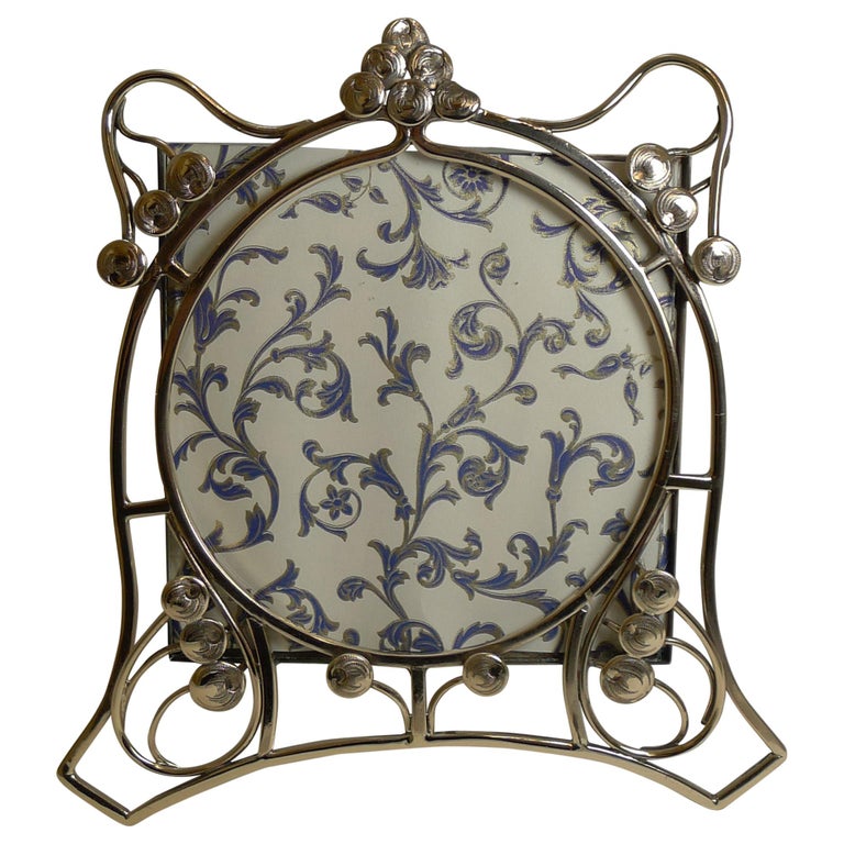 Art Nouveau Brass Photograph / Picture Frame, circa 1900 For Sale at