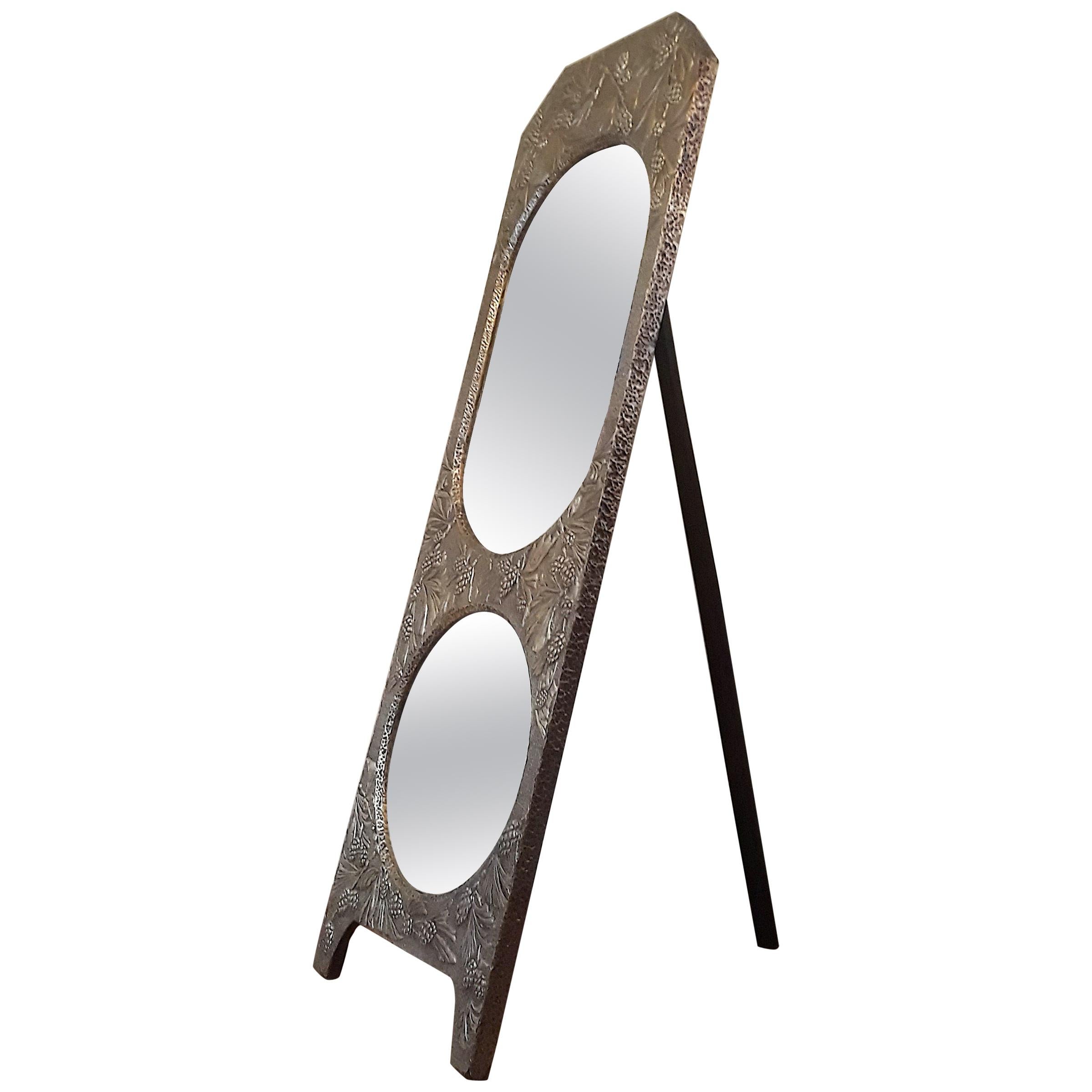 Art Nouveau Brass Repoussé Freestanding Mirror im Angebot