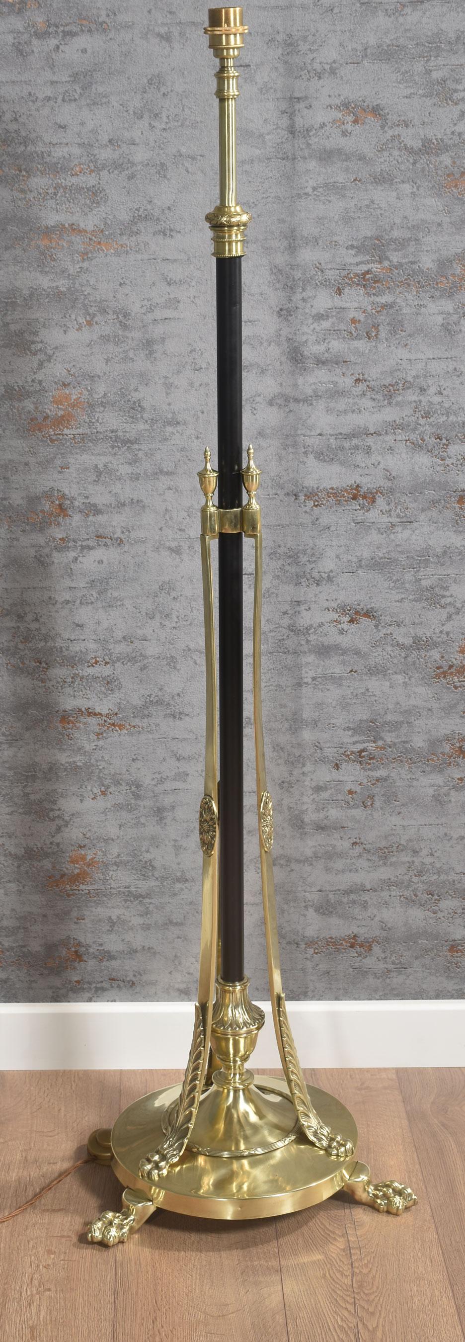 Lampe standard en laiton Art Nouveau Bon état - En vente à Cheshire, GB