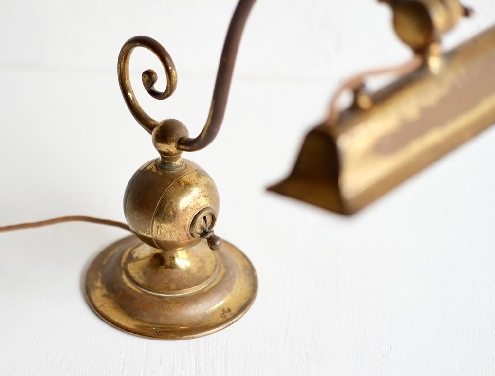 Jugendstil-Messing-Tischlampe im Zustand „Gut“ in London, GB