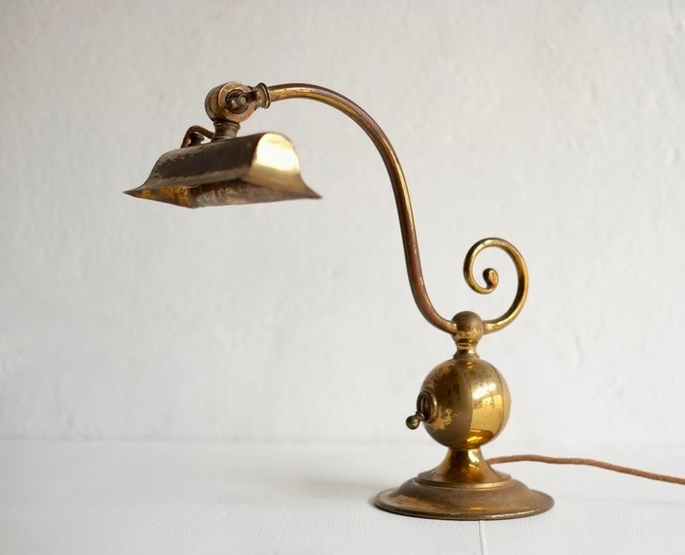 Jugendstil-Messing-Tischlampe (20. Jahrhundert)