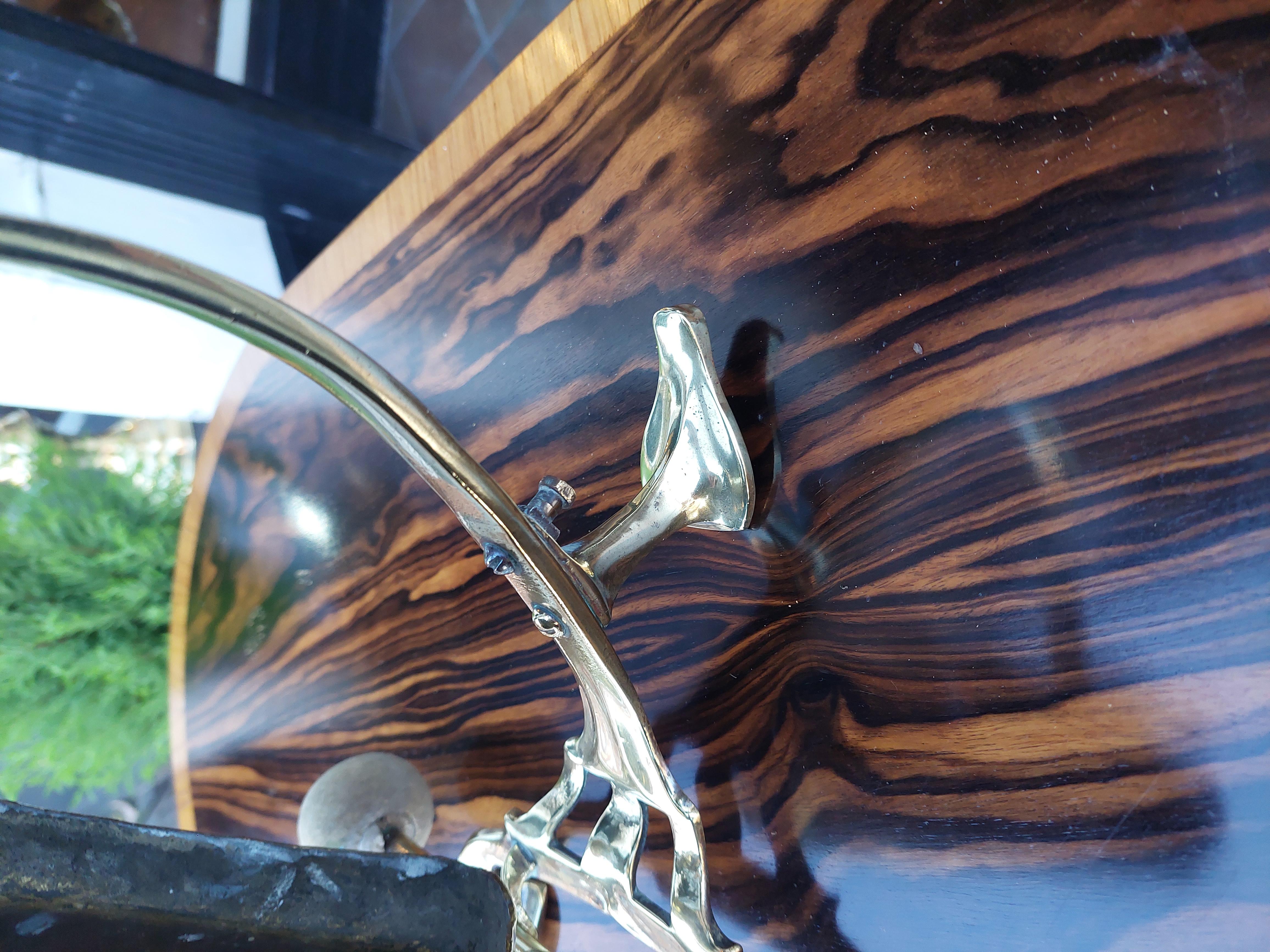 Laiton Art Nouveau Brass Table Top Gong en vente