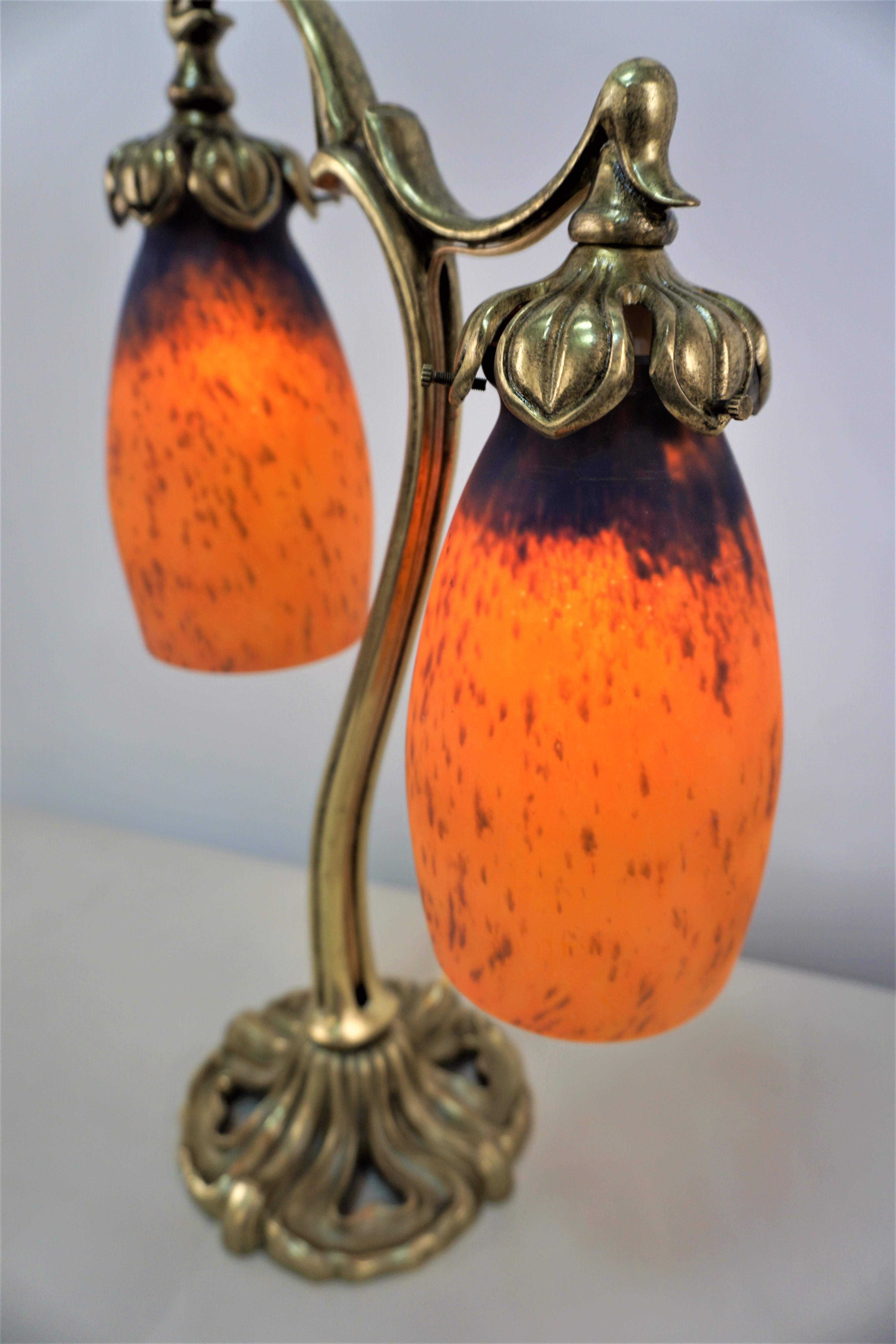 Art Nouveau Bronze and Art Glass Table Lamp by Daum Nancy 3
