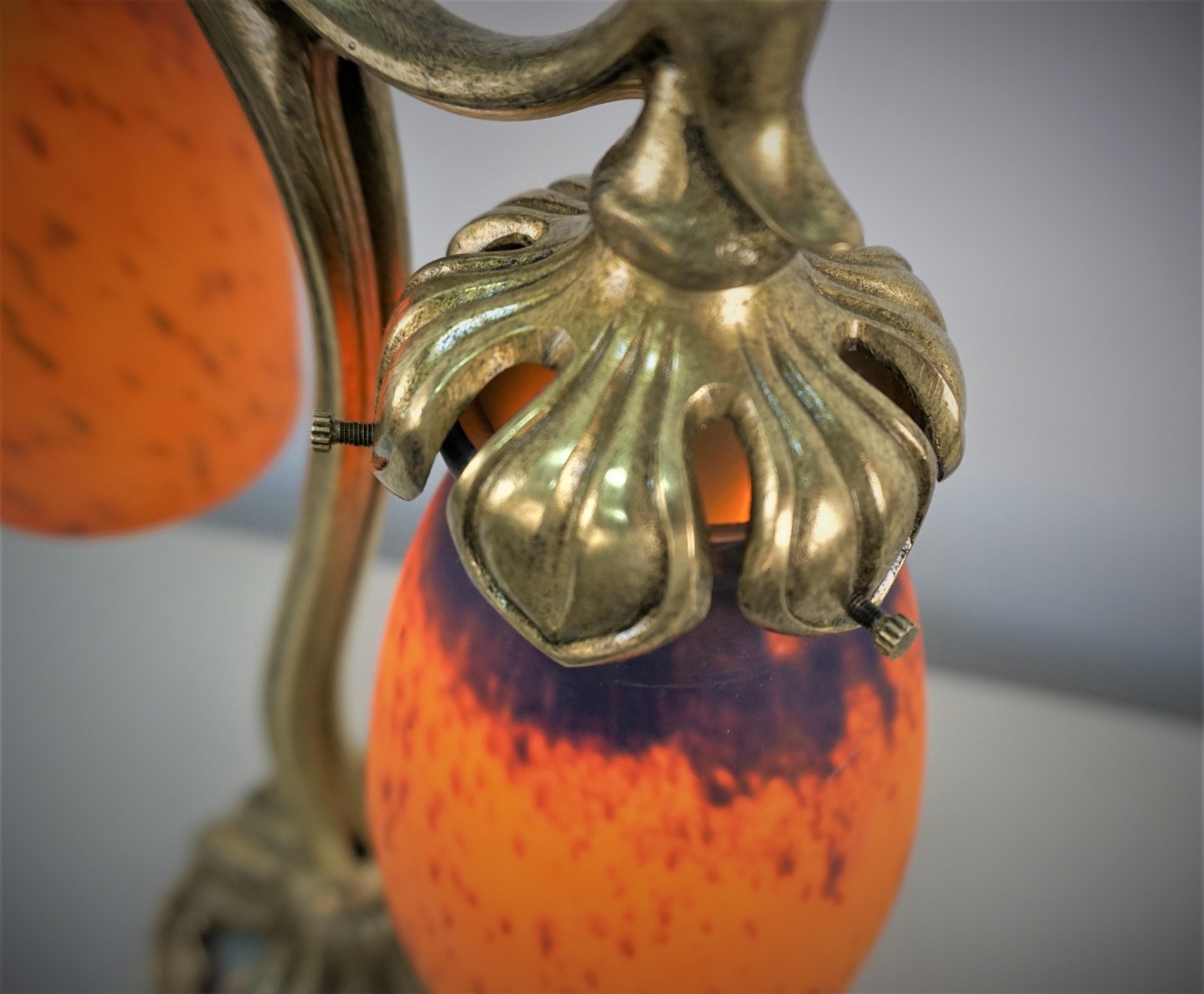 Art Nouveau Bronze and Art Glass Table Lamp by Daum Nancy 4