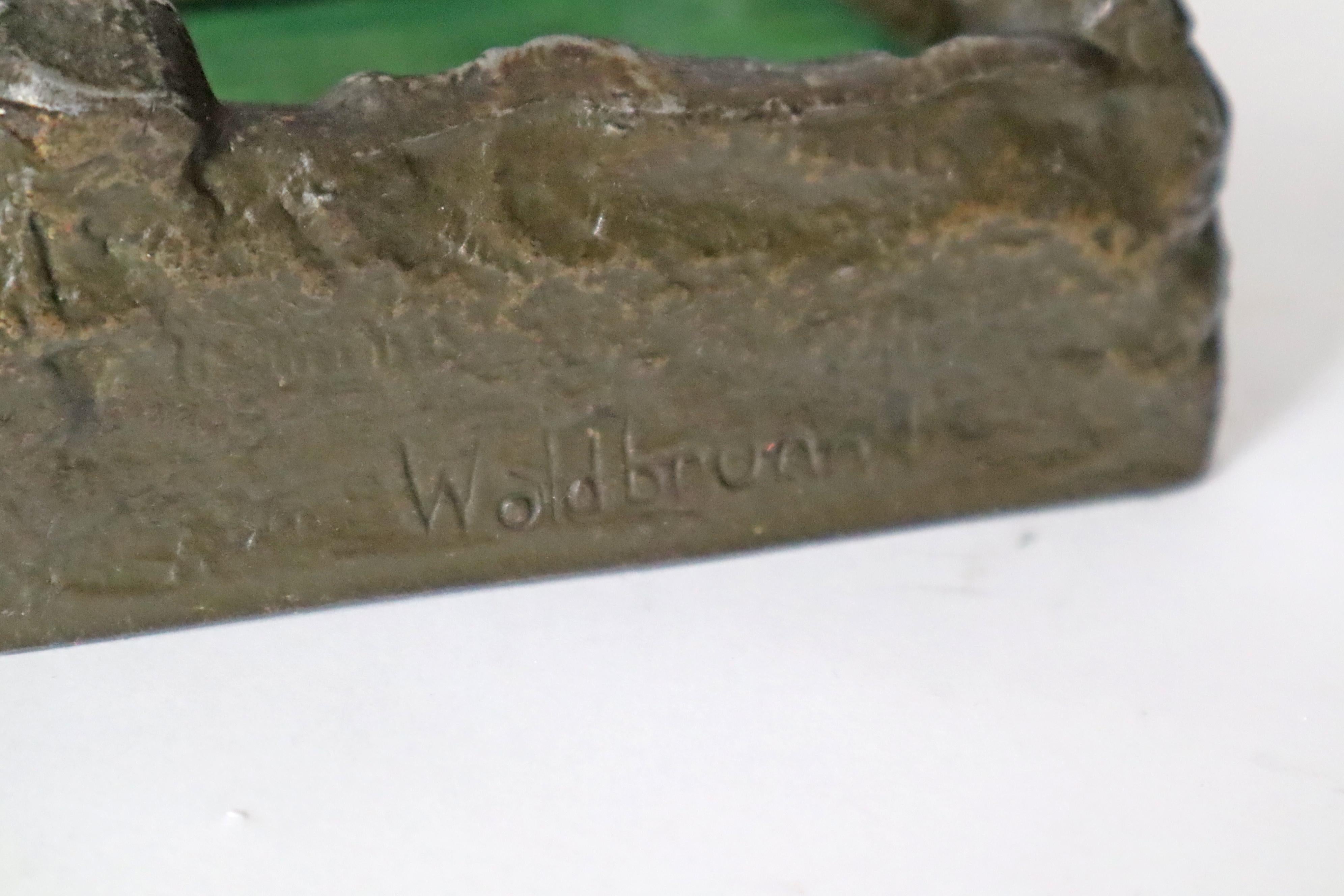 Art Nouveau Lámpara de sobremesa de bronce y metal fundido Mujer en la fuente del bosque en venta 1