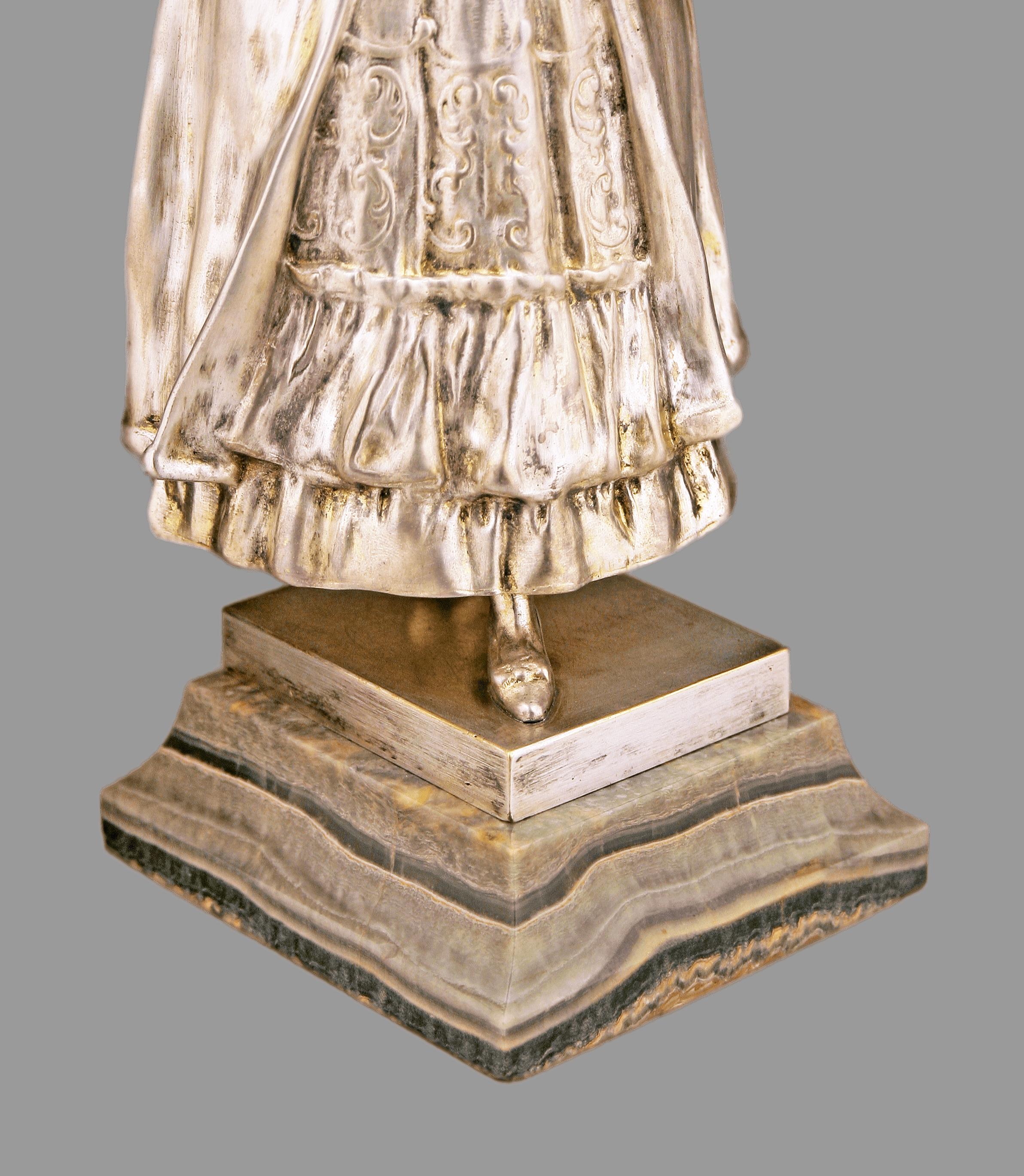 Jugendstil-Skulptur eines Mädchens aus Bronze und elfenbeinfarbener Bronze des österreichischen Ferdinand Lugerth (Kupfer) im Angebot