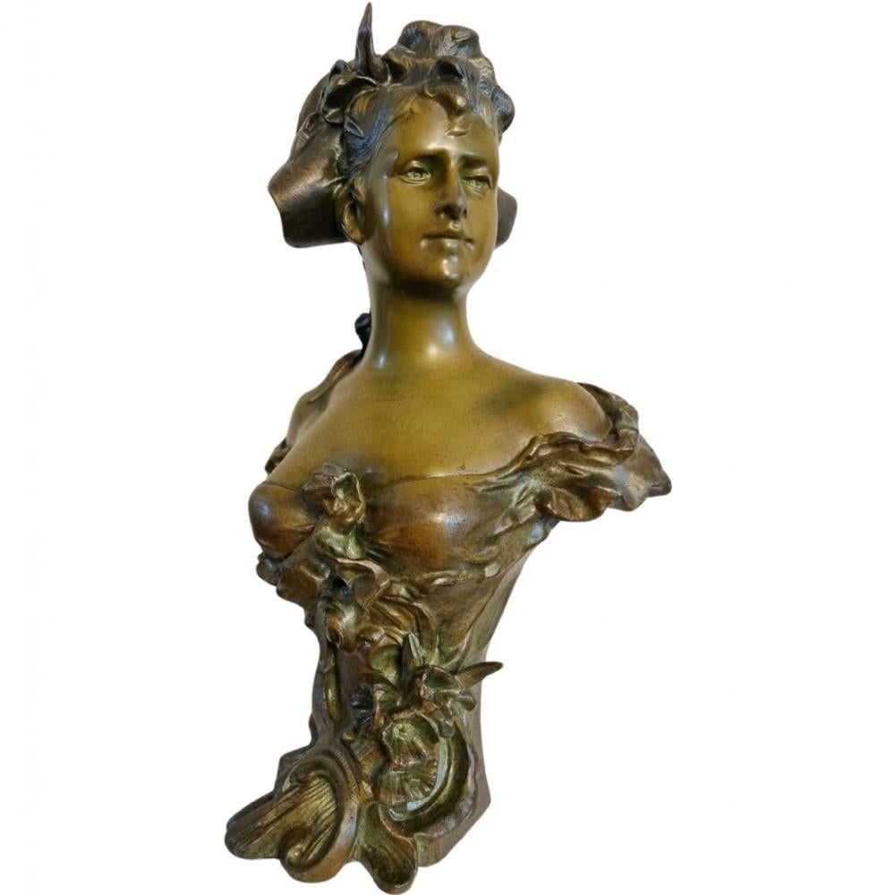 Art Nouveau Bronze Bust by Alfred Jean Foretay Circa 1900 In Good Condition For Sale In Hoddesdon, GB