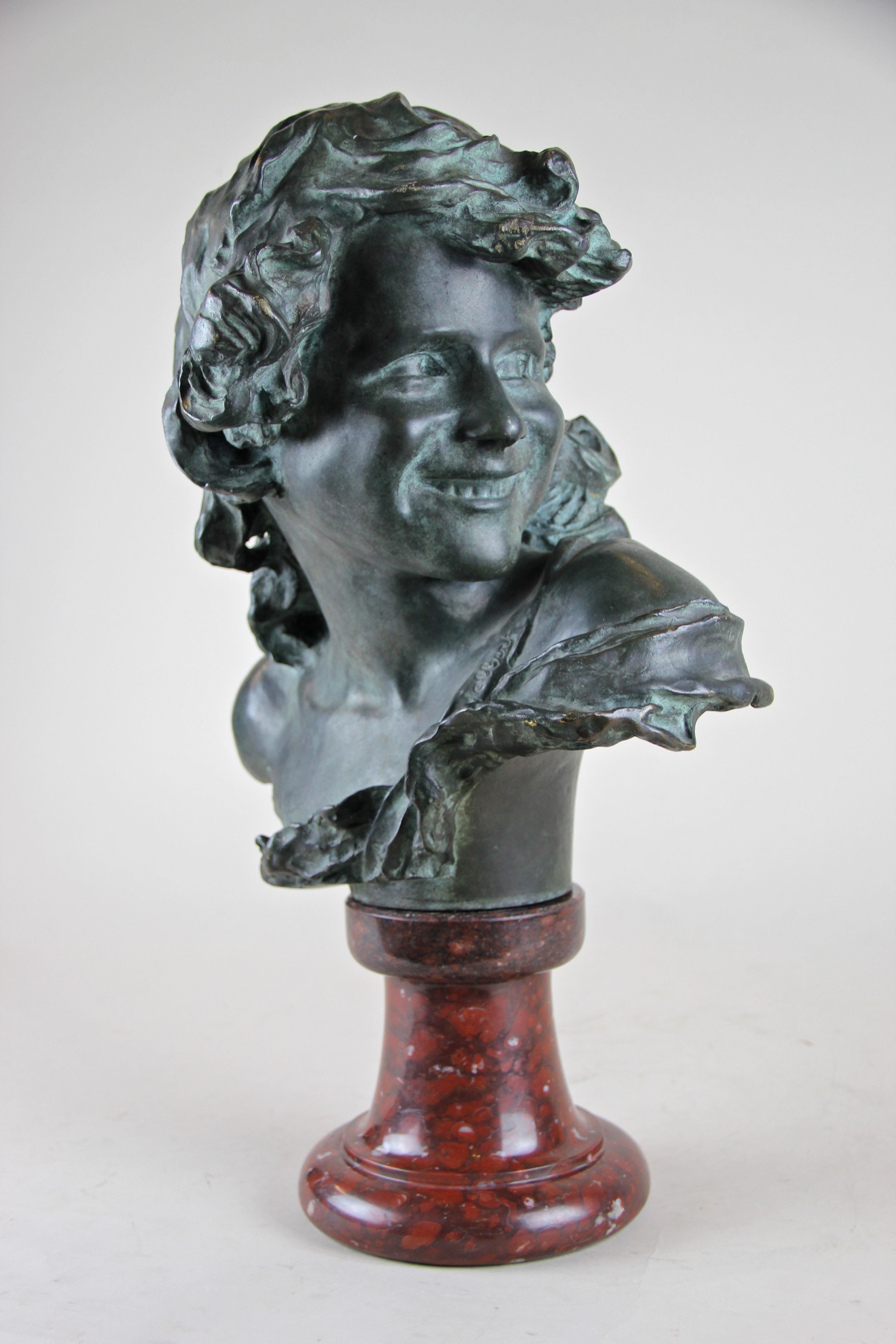 Excellent Art Nouveau bronze bust by famous french sculptor Jean Antoine Injalbert (1845-1933) from around 1900. This rare, extra large version - twice as big as the common available models, 19.9 inch! - of J. A. Injalberts 