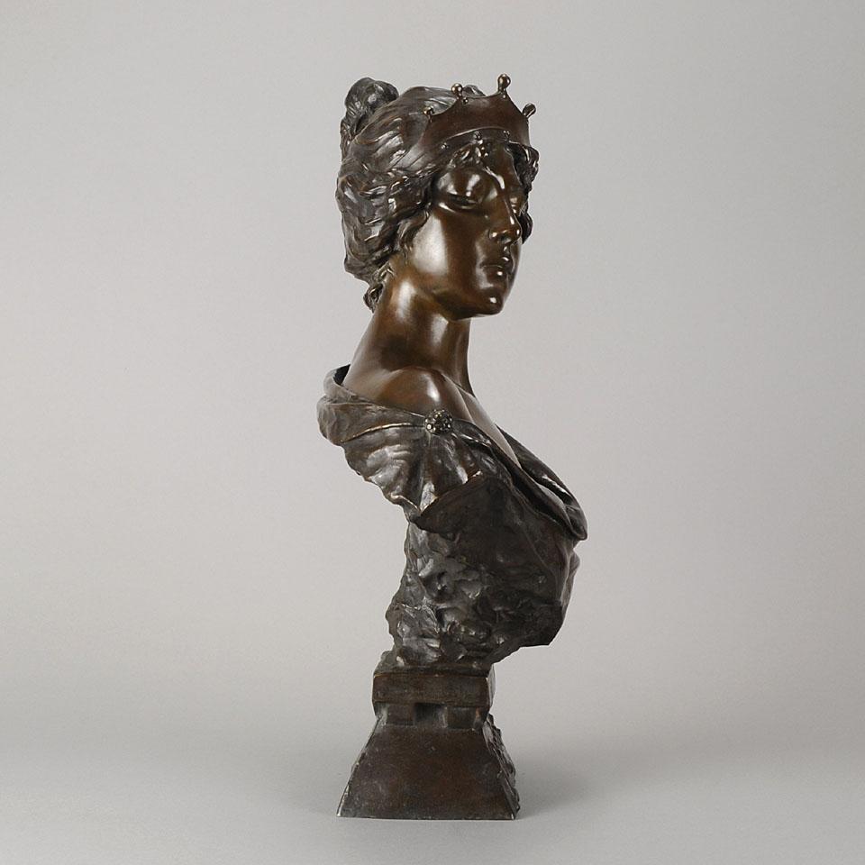 Art nouveau Buste en bronze Art Nouveau « Lucirece » de E Villanis en vente