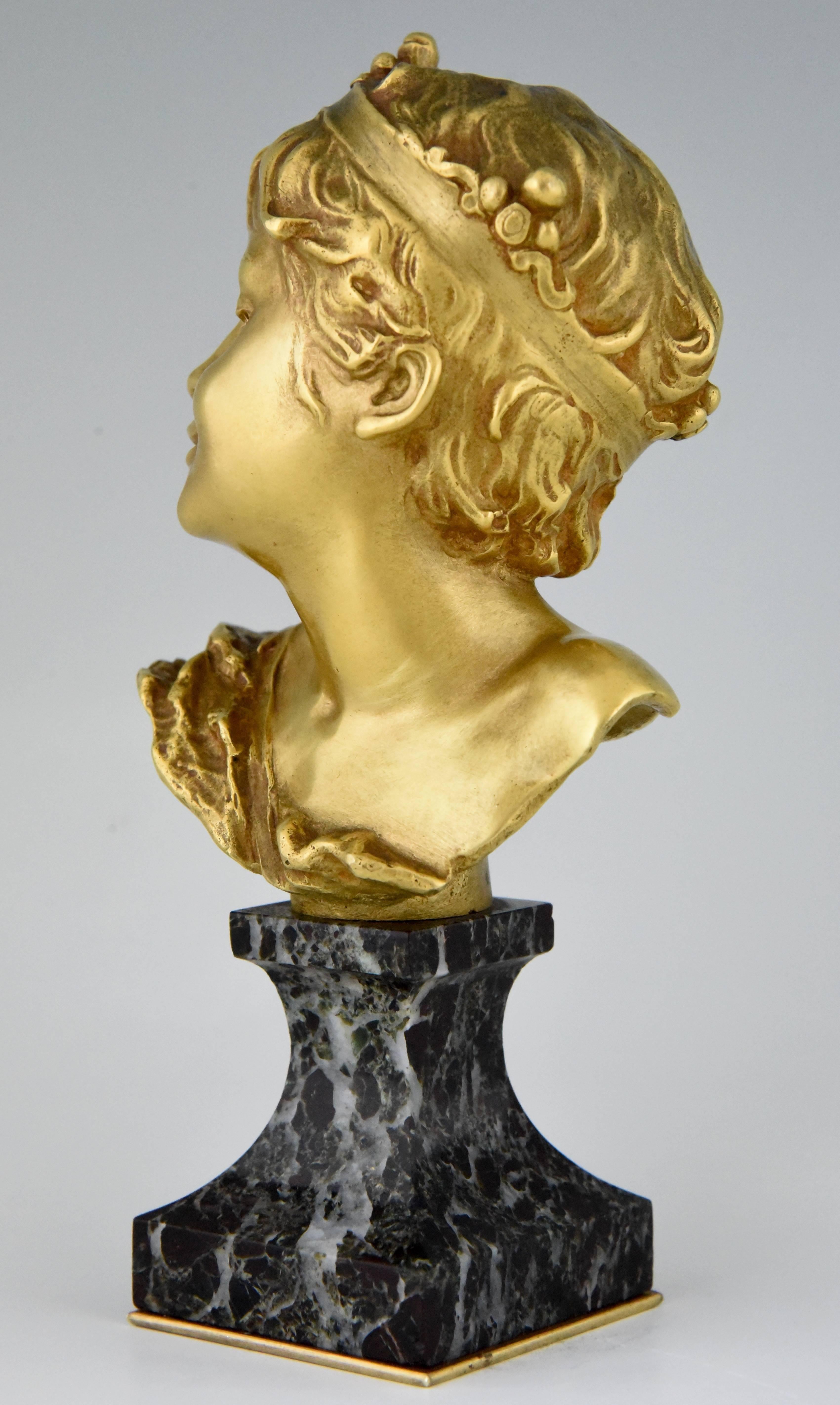 Bronze Buste en bronze Art Nouveau d'un garçon Petit Roi François Raoul Larche:: France:: 1900