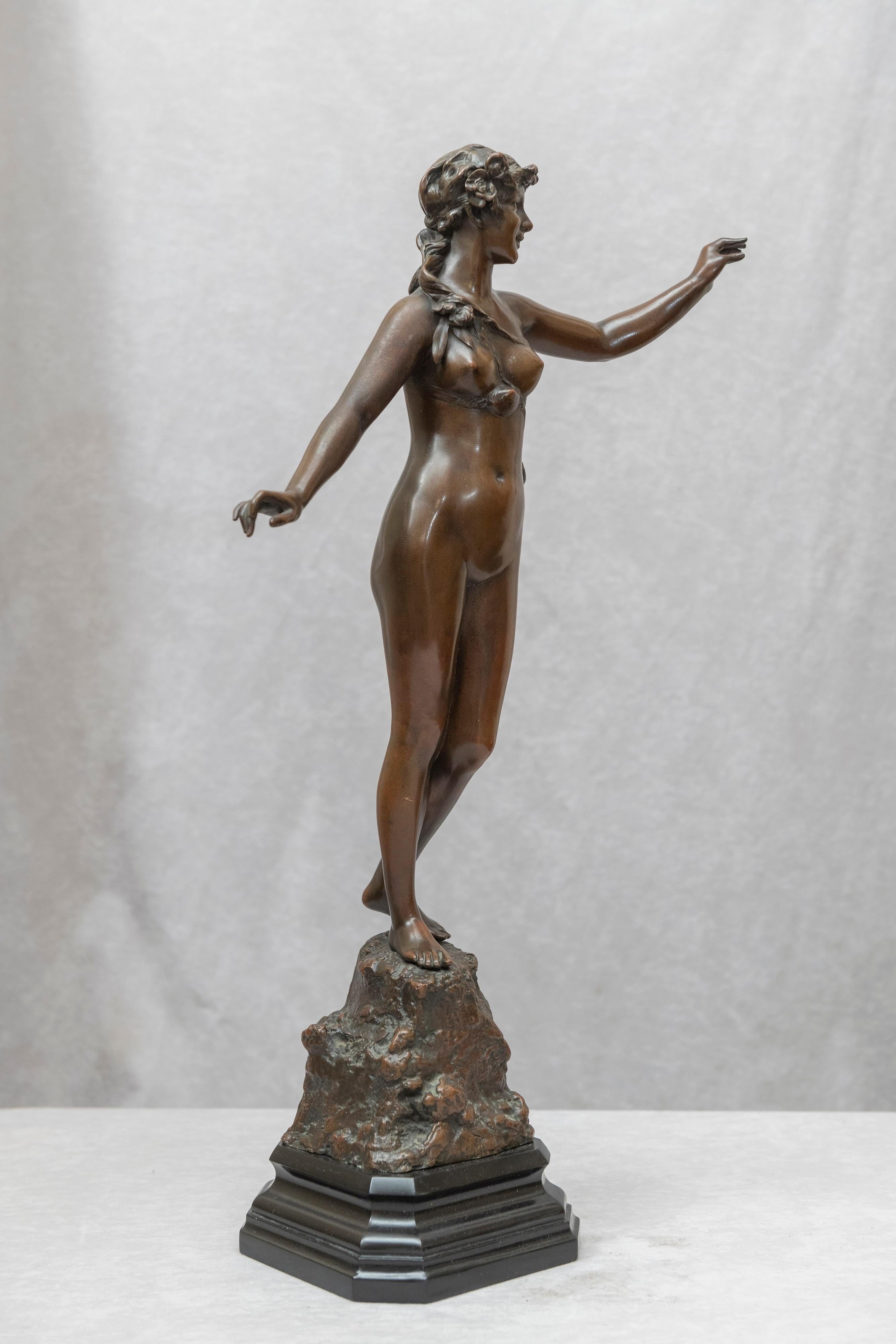 Figure en bronze Art Nouveau d'une jeune fille nue, Allemagne, datant d'environ 1900 Excellent état - En vente à Petaluma, CA