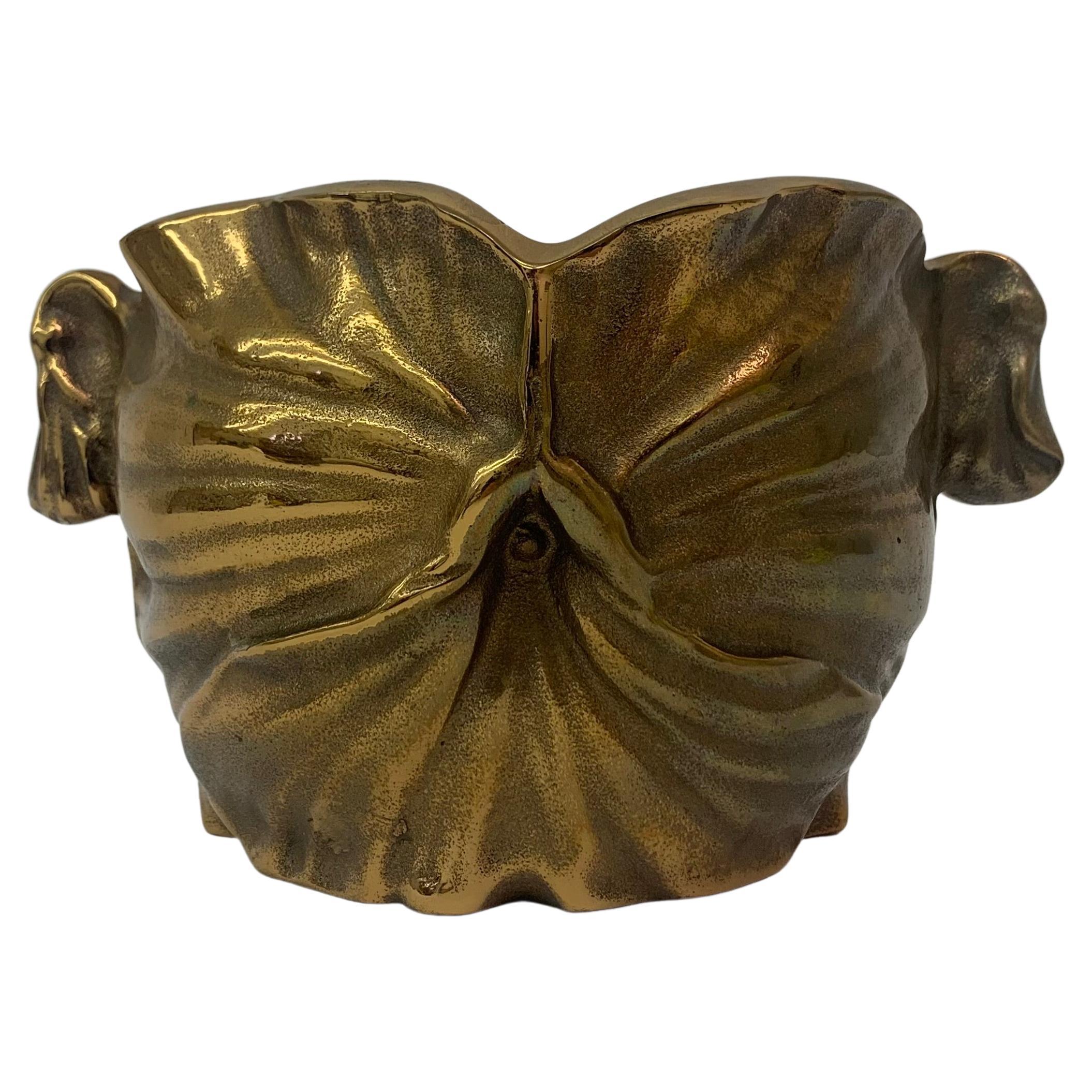 Art nouveau Pot de fleurs en bronze , 1930