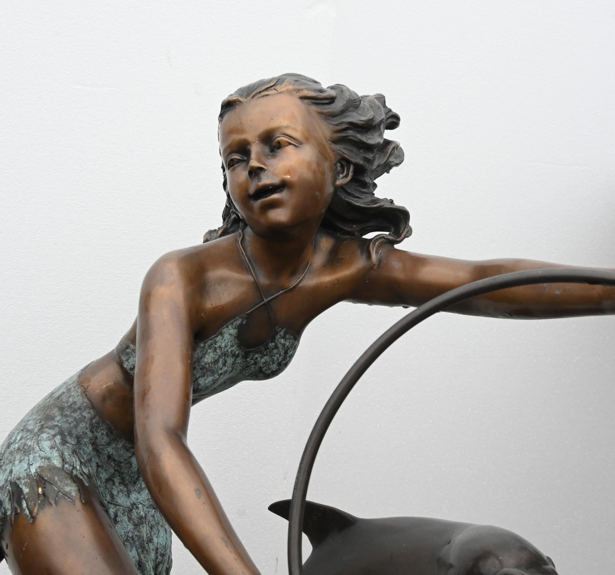 Jugendstil Bronze-Brunnen, Delphin-Mädchen-Garten-Guss aus Bronze im Angebot 6