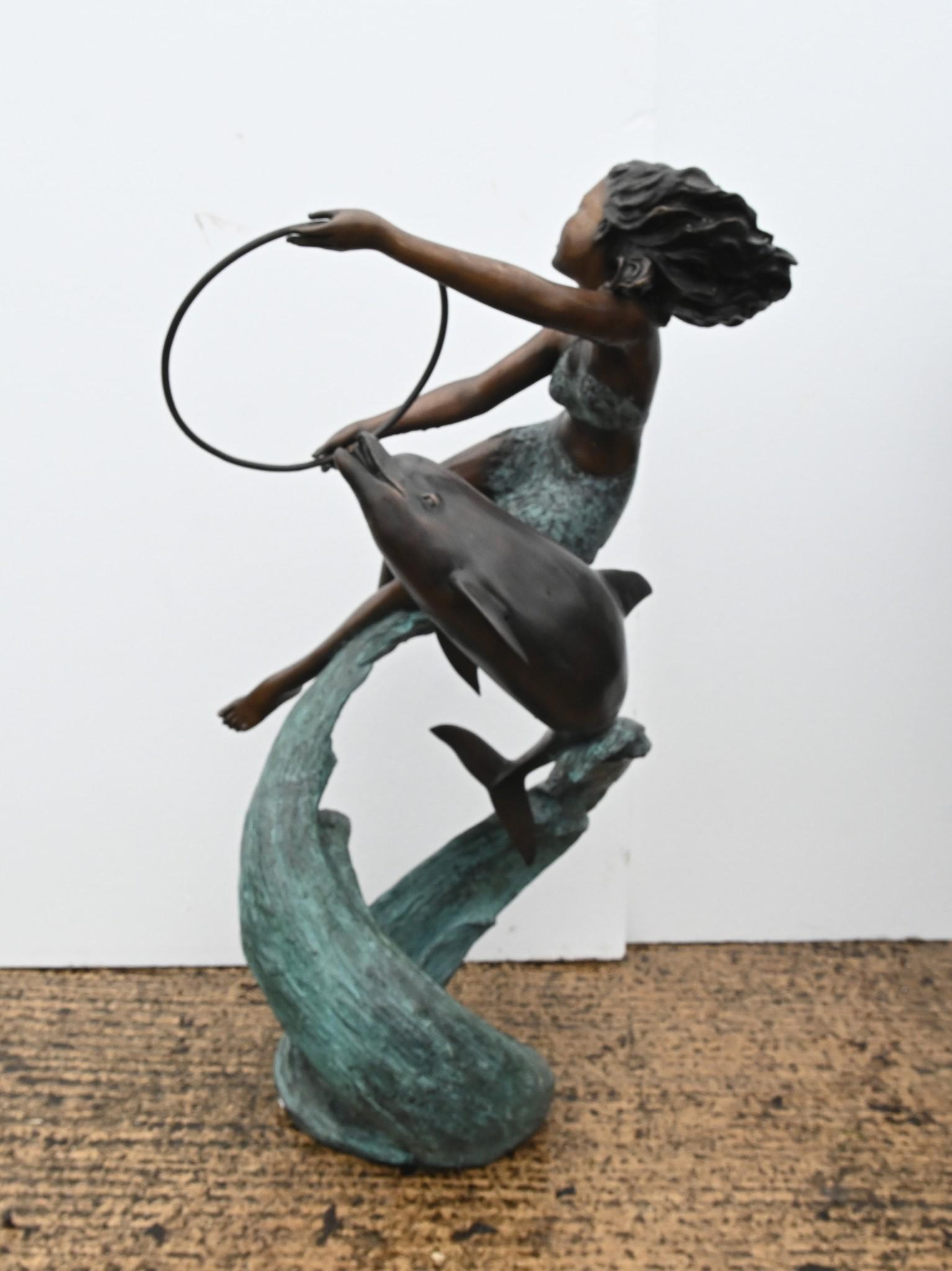 Jugendstil Bronze-Brunnen, Delphin-Mädchen-Garten-Guss aus Bronze im Zustand „Gut“ im Angebot in Potters Bar, GB
