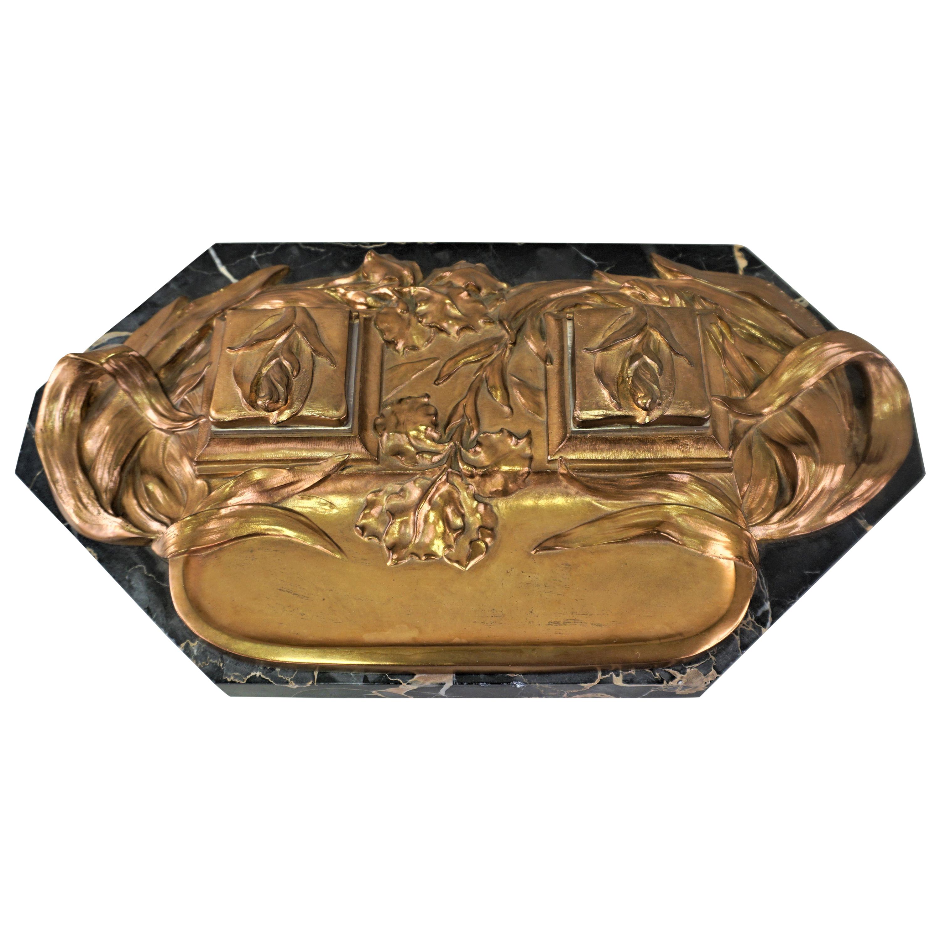 Art Nouveau Bronze Inkwell by D. Alonzo For Sale