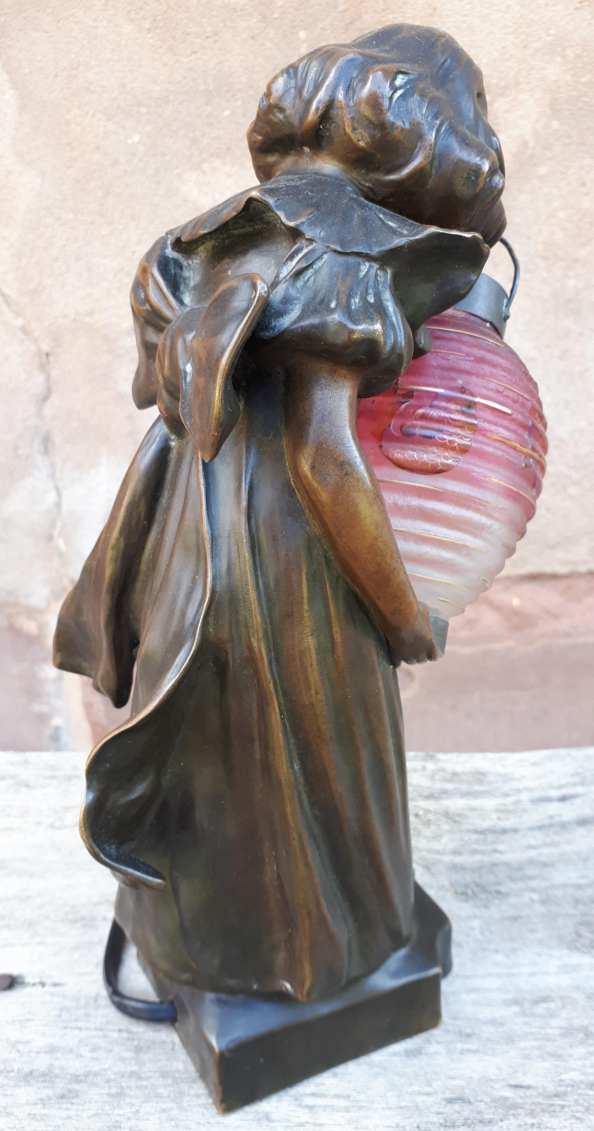 Patinated Art Nouveau Bronze Lamp, By Léo Laporte Blairsy And Daum For Sale