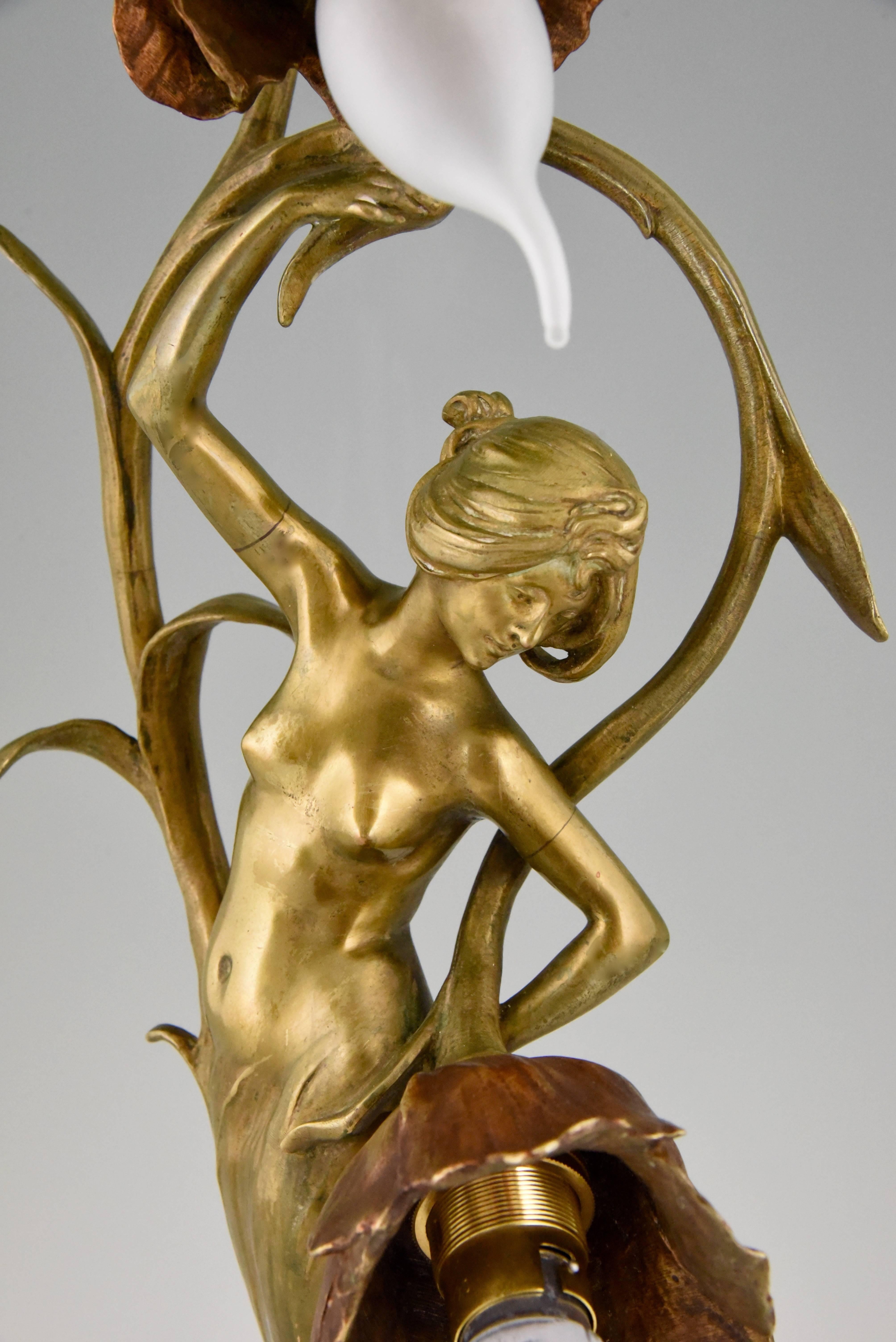 Lampe en bronze Art Nouveau Dame nue avec des fleurs Louis & François Moreau, 1900 2