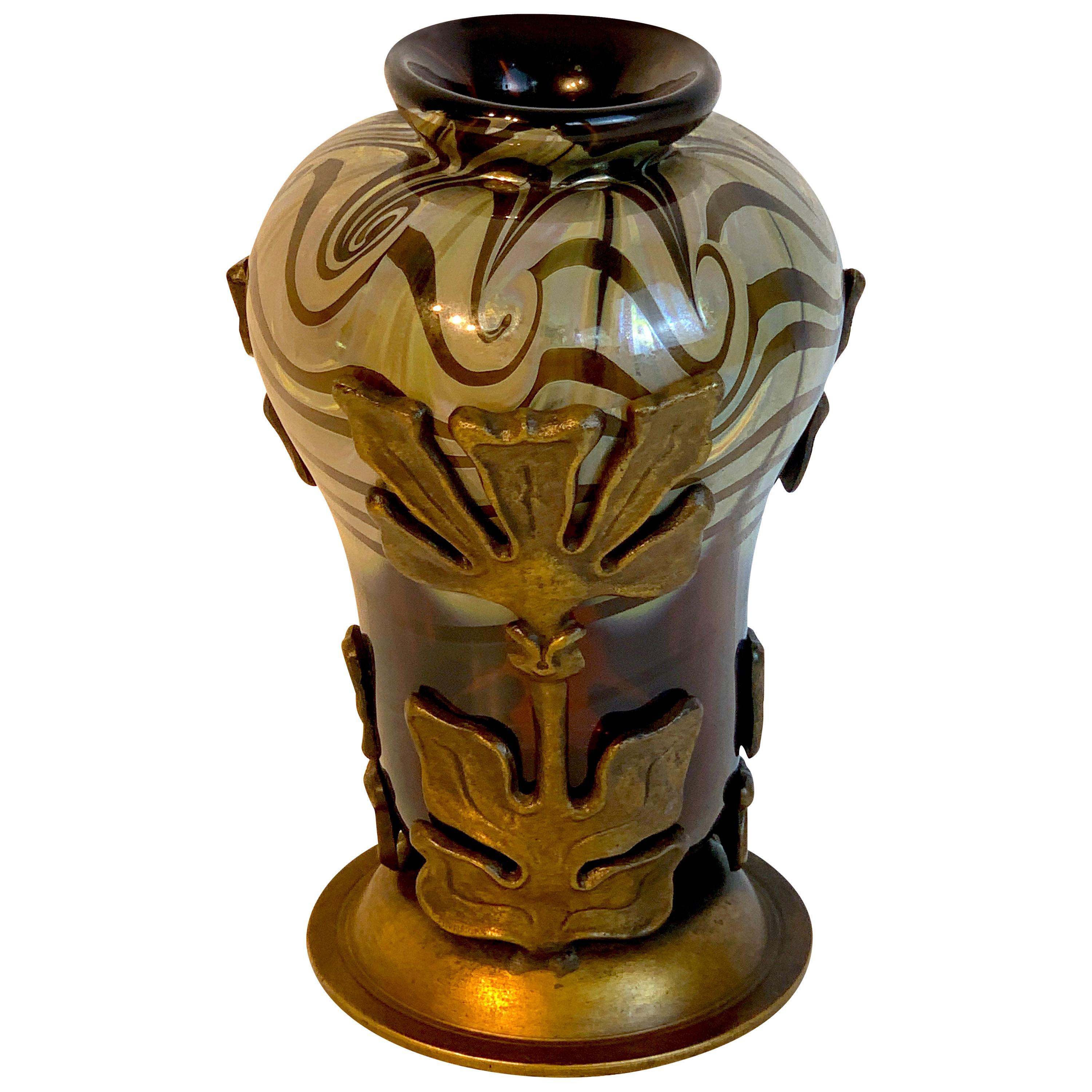 Jugendstil Bronze montiert Loetz Vase, gestempelt Made in Austria
