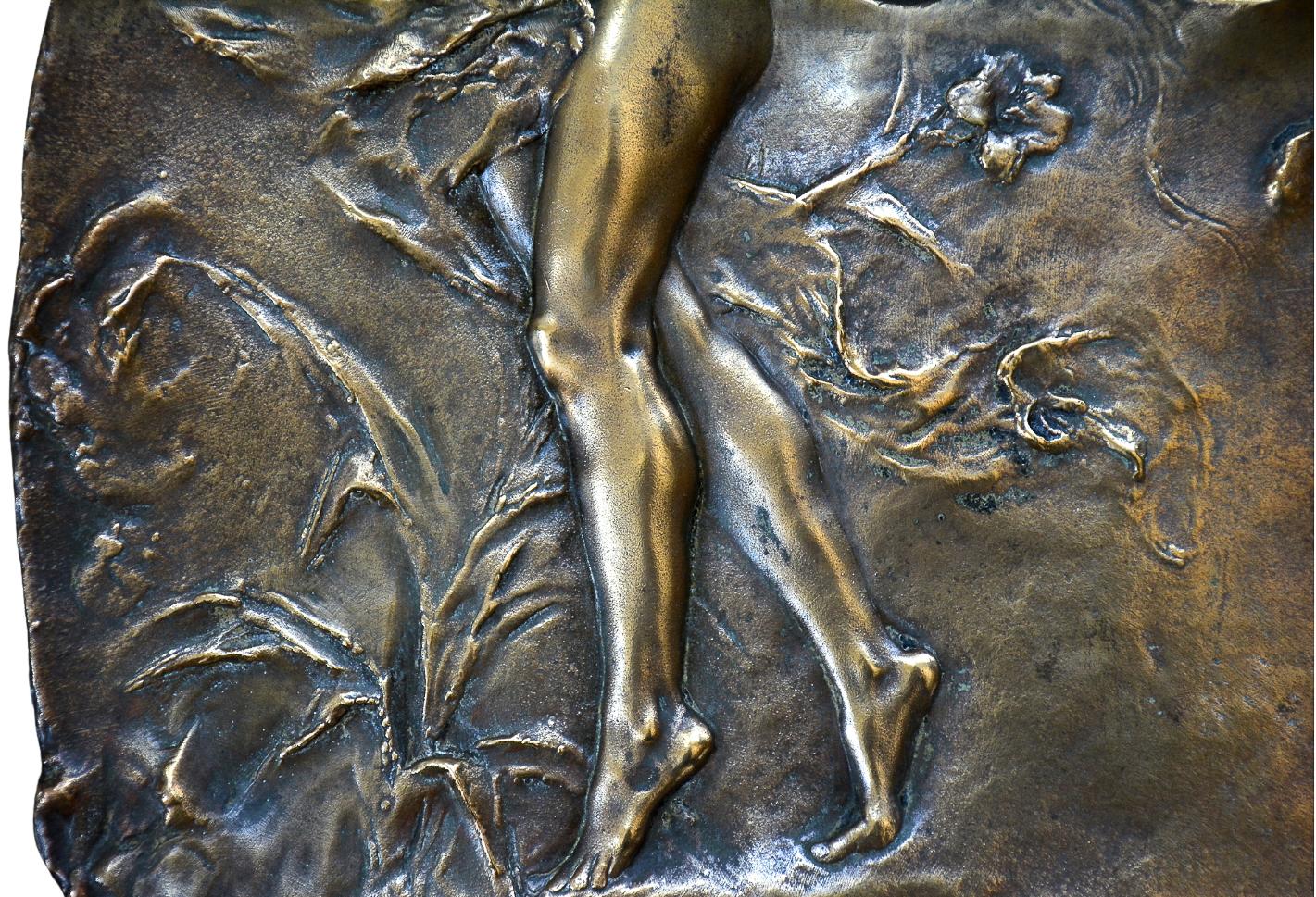 Patiné Sculpture de nu féminin d'une palette de peintre en bronze Art Nouveau Alexandre Charpentier