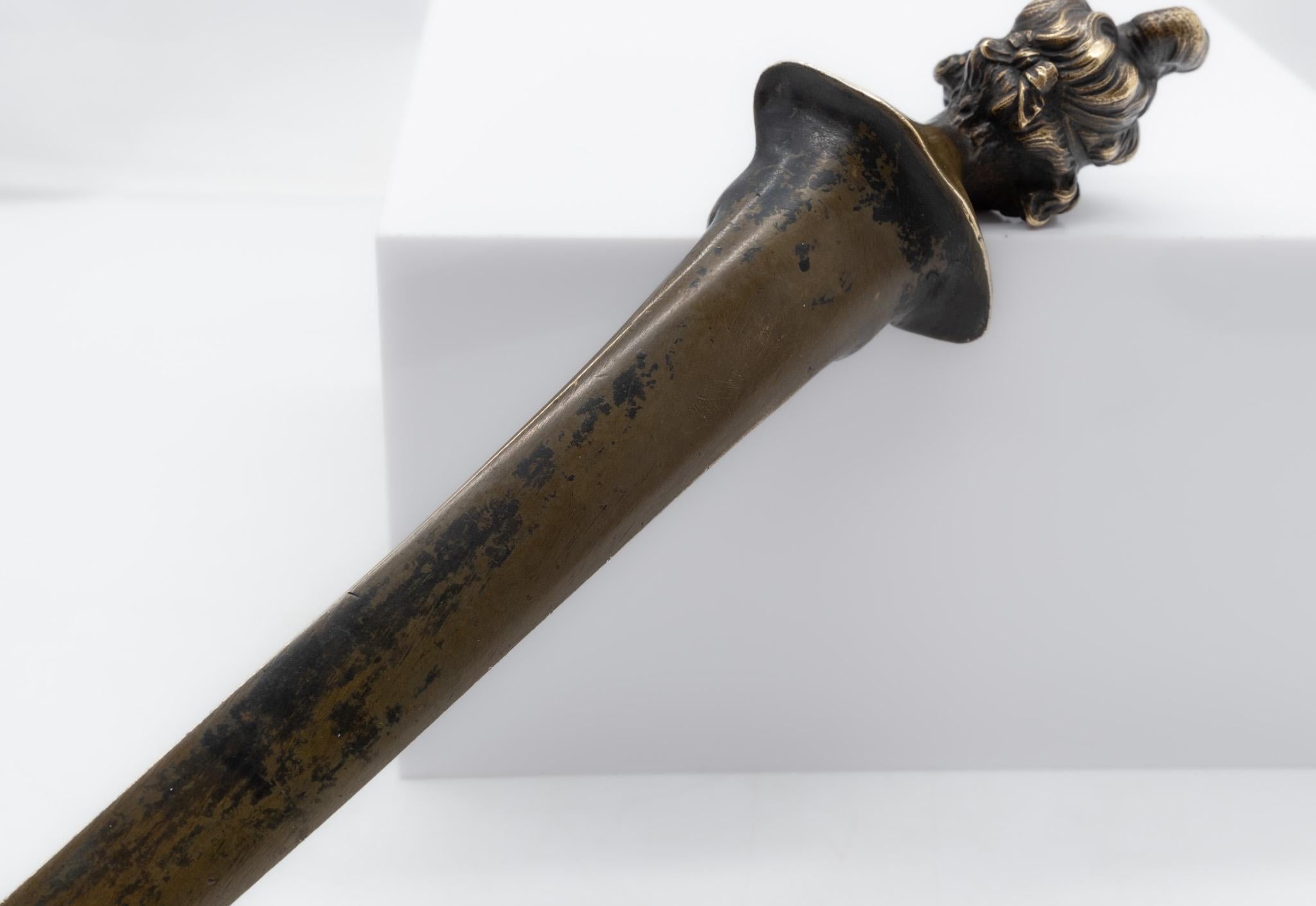 Navaja de Bronce Art Nouveau con Busto Femenino de Alexandre Caron en venta 3