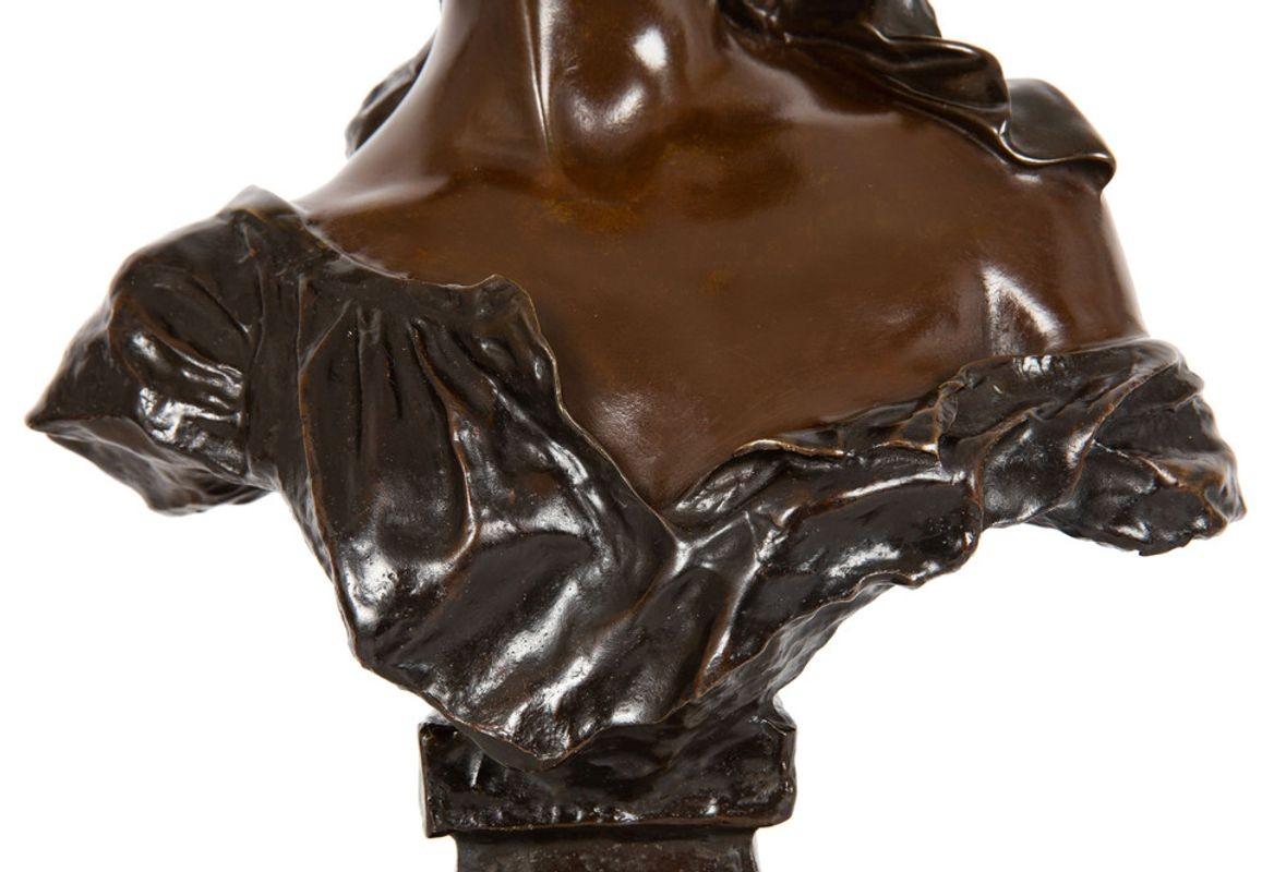 20ième siècle Sculpture en bronze Art Nouveau « Cendrillon » ou « Cinderella » d'Emmanuel Villanis en vente