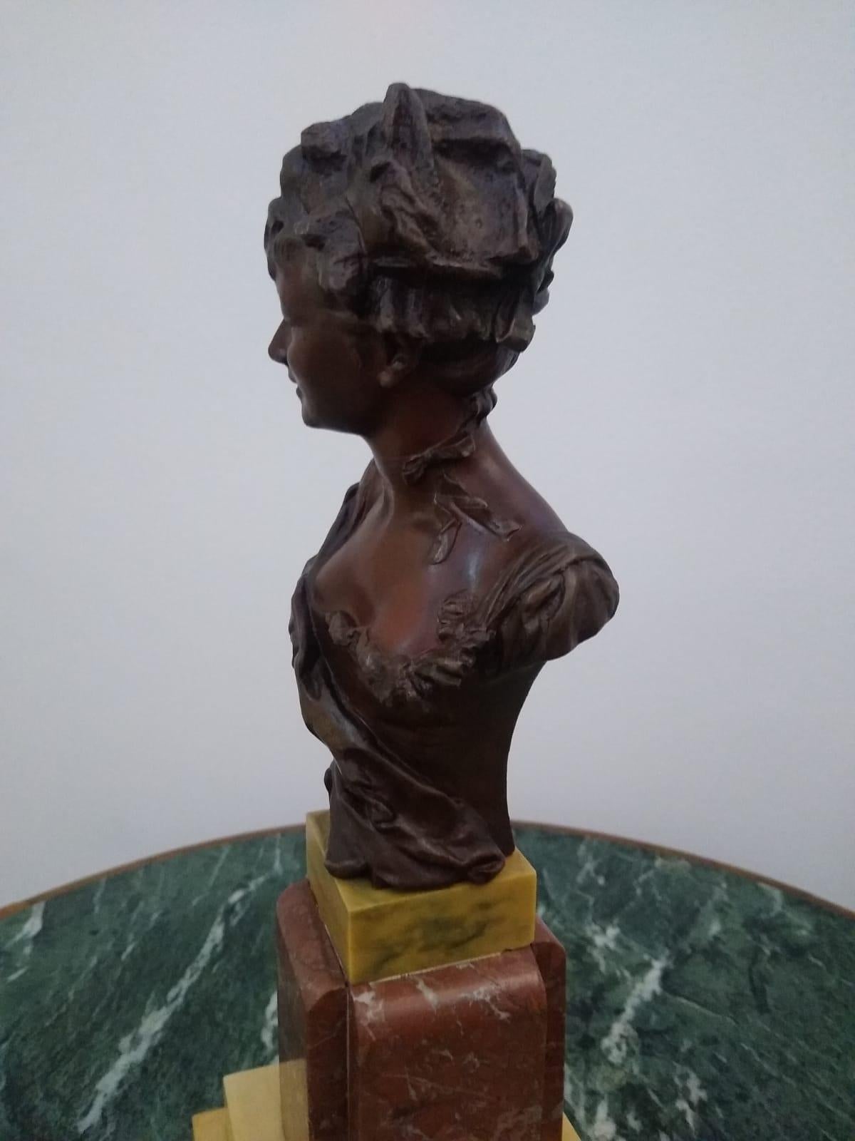Art Nouveau Bronze Sculpture For Sale 5