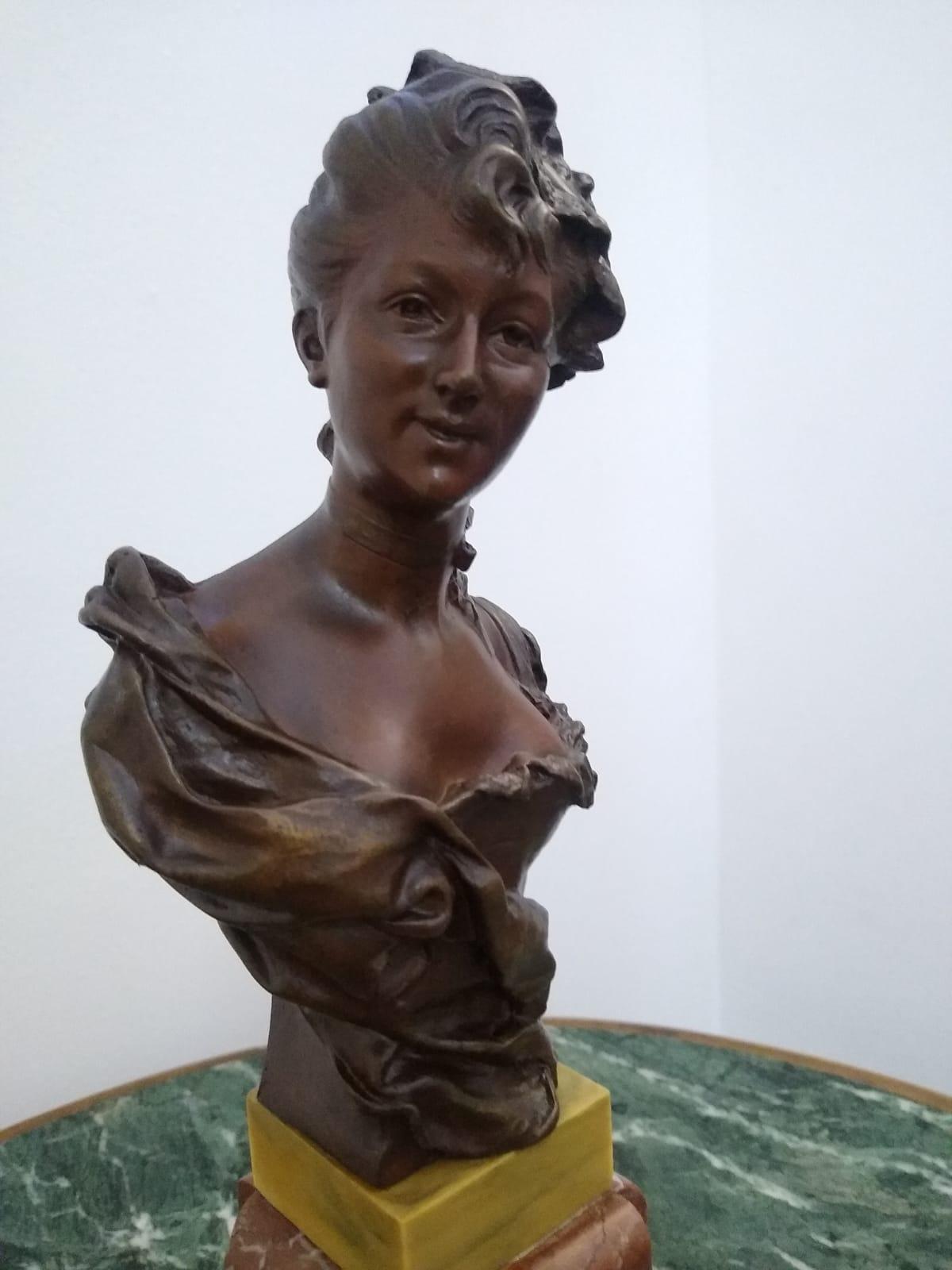 Italian Art Nouveau Bronze Sculpture For Sale