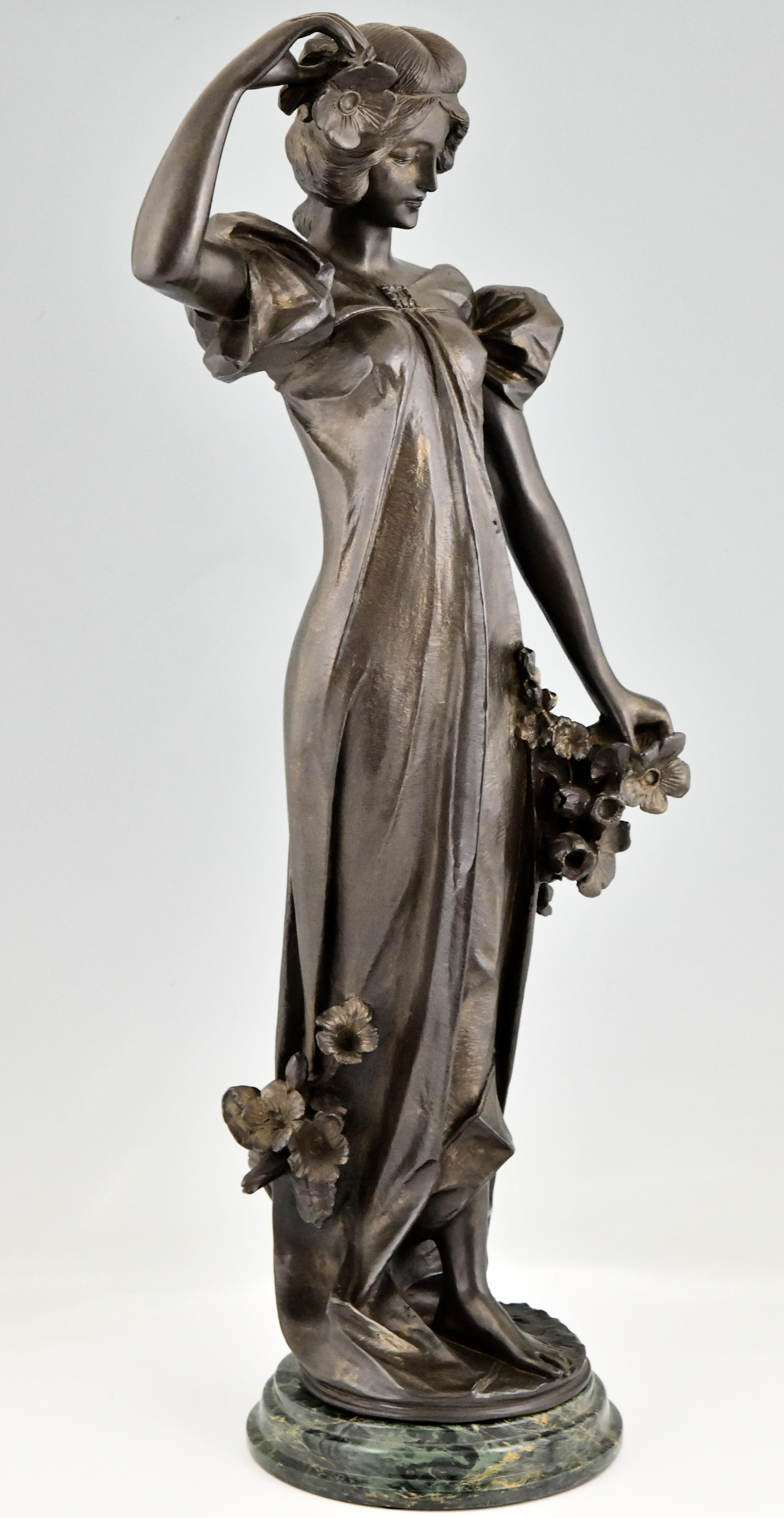 Bronze Art Nouveau bronze sculpture lady with poppies signed by Adolpho Cipriani