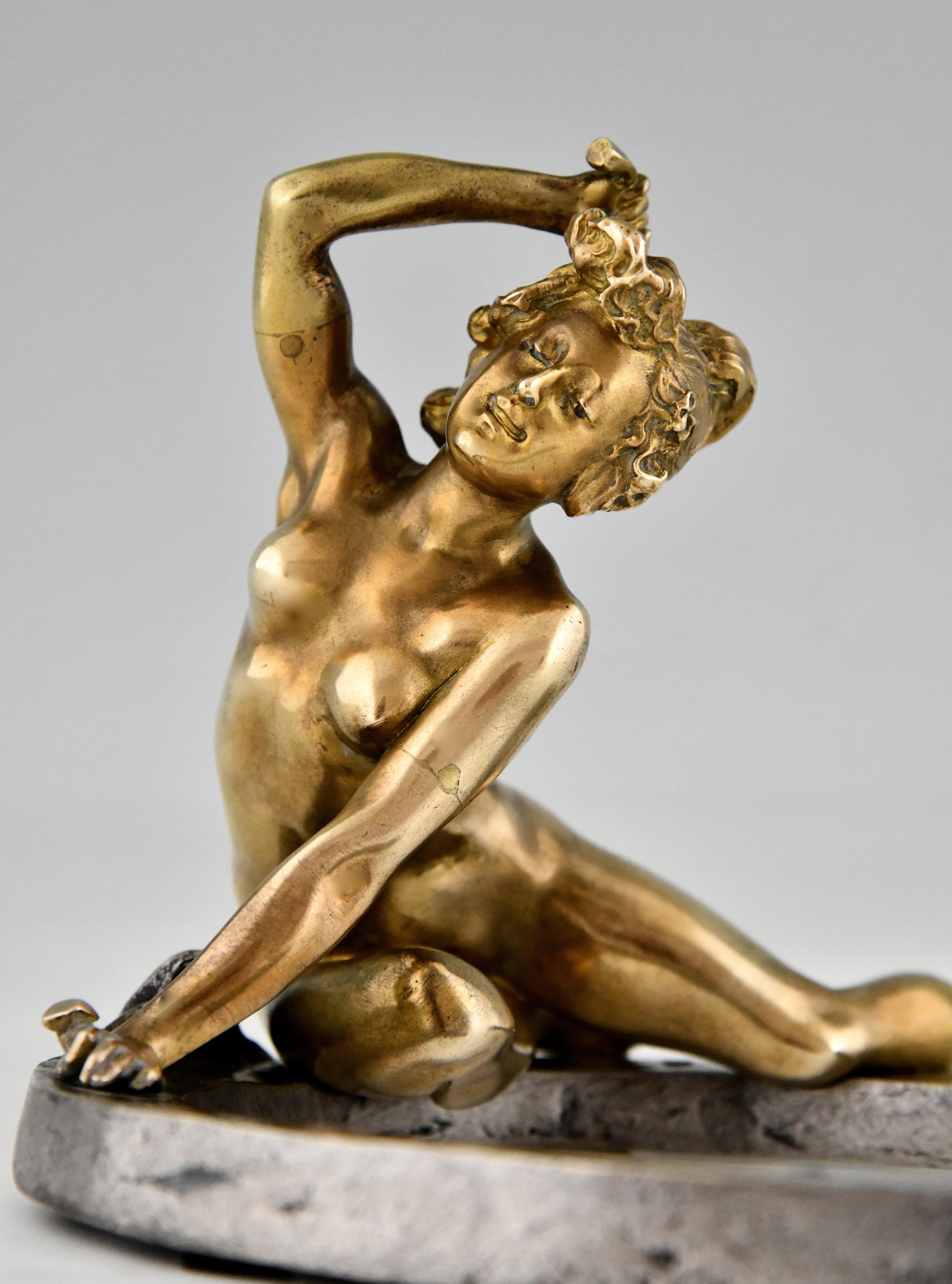 Art Nouveau Bronze Sculpture Nude on a Horseshoe by Recipon France 1896 In Good Condition In Antwerp, BE
