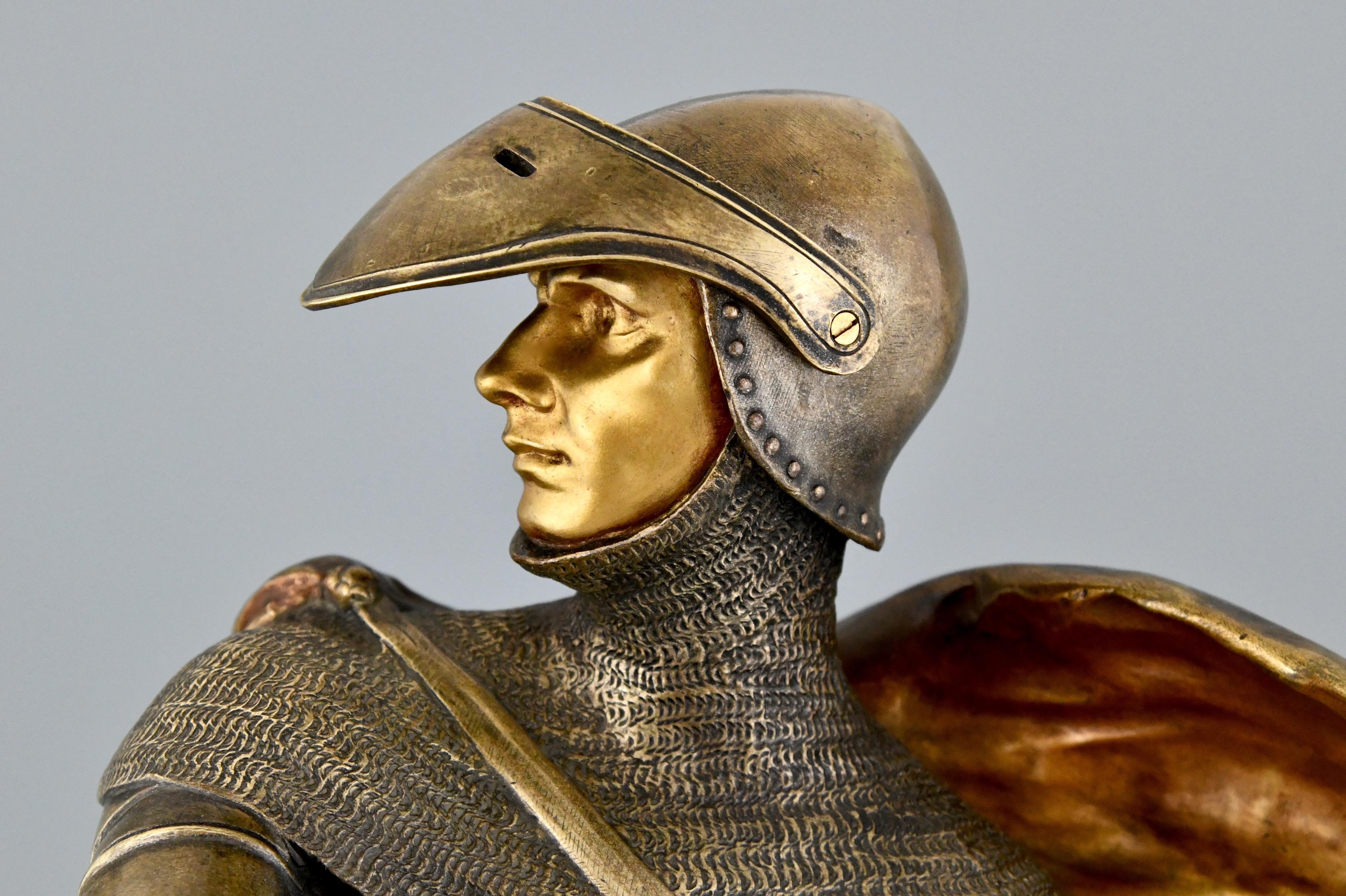 Art Nouveau Bronze Sculpture of a Knight in Armor, Lucas Madrassi 3