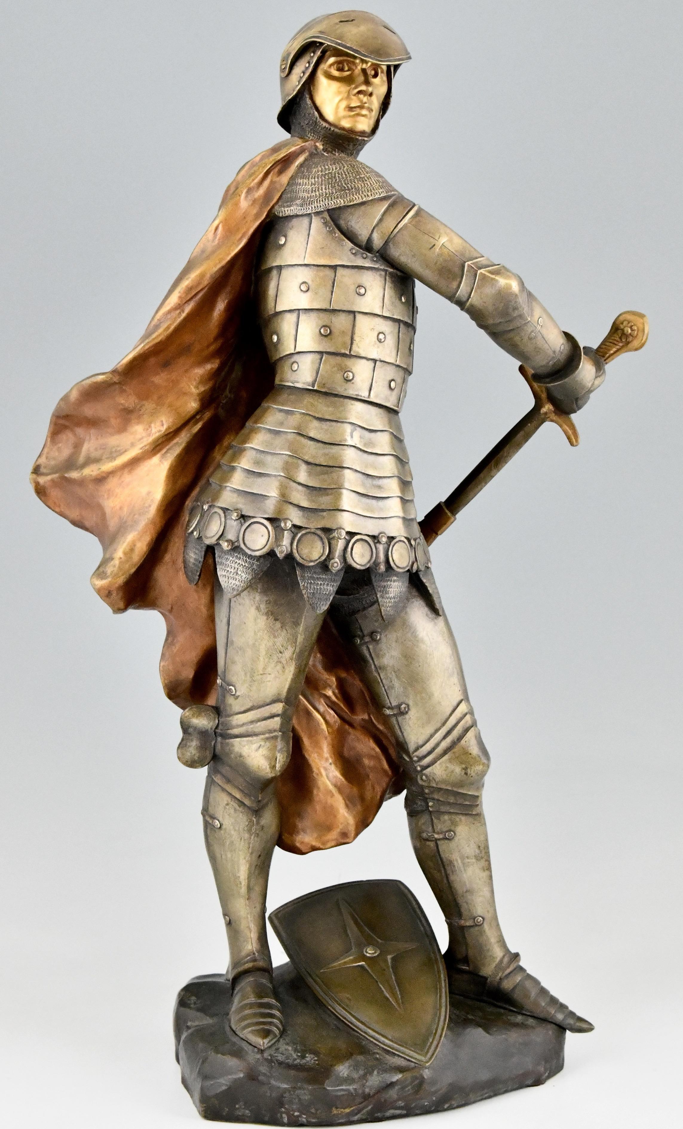 Patinated Art Nouveau Bronze Sculpture of a Knight in Armor, Lucas Madrassi