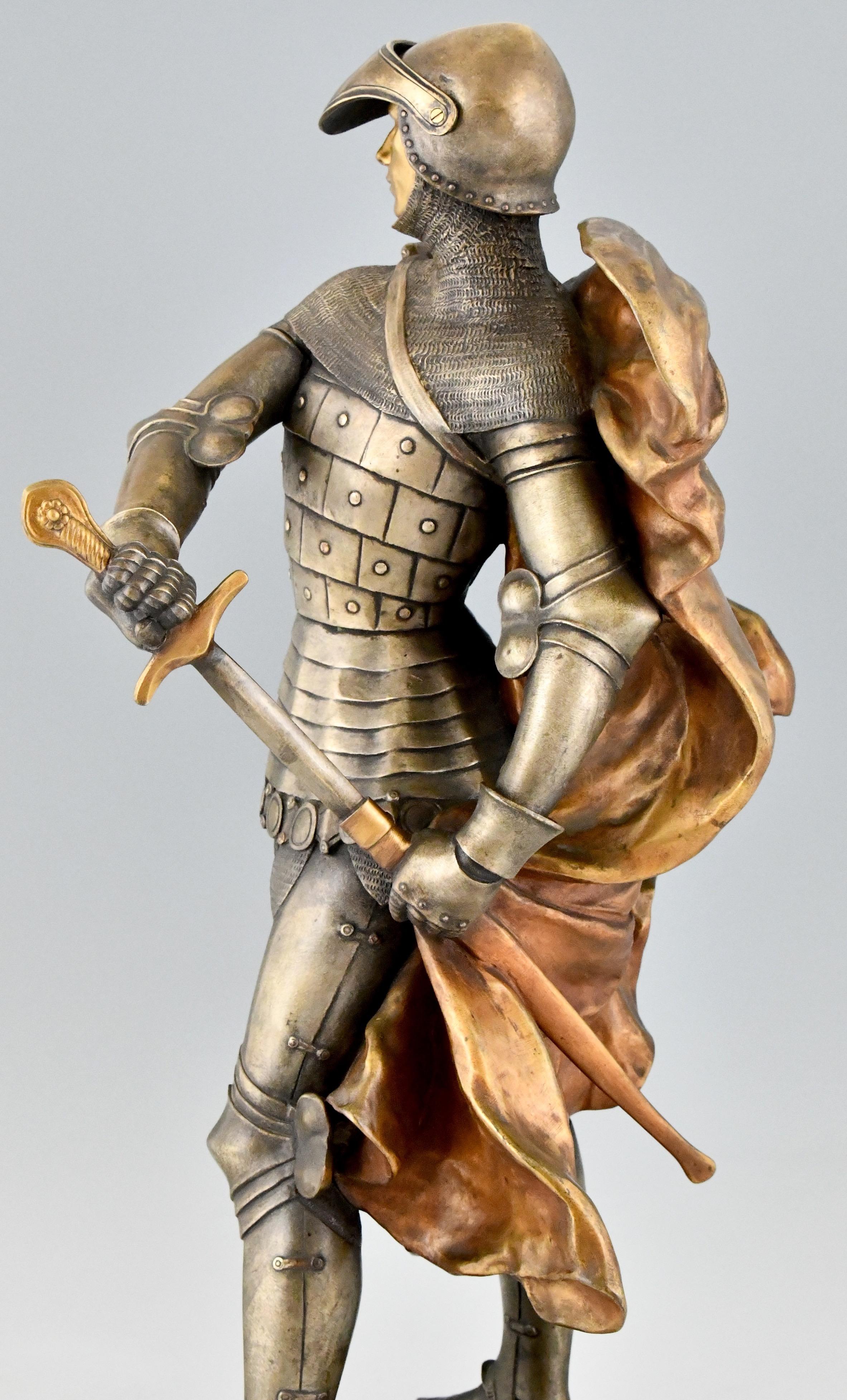 20th Century Art Nouveau Bronze Sculpture of a Knight in Armor, Lucas Madrassi