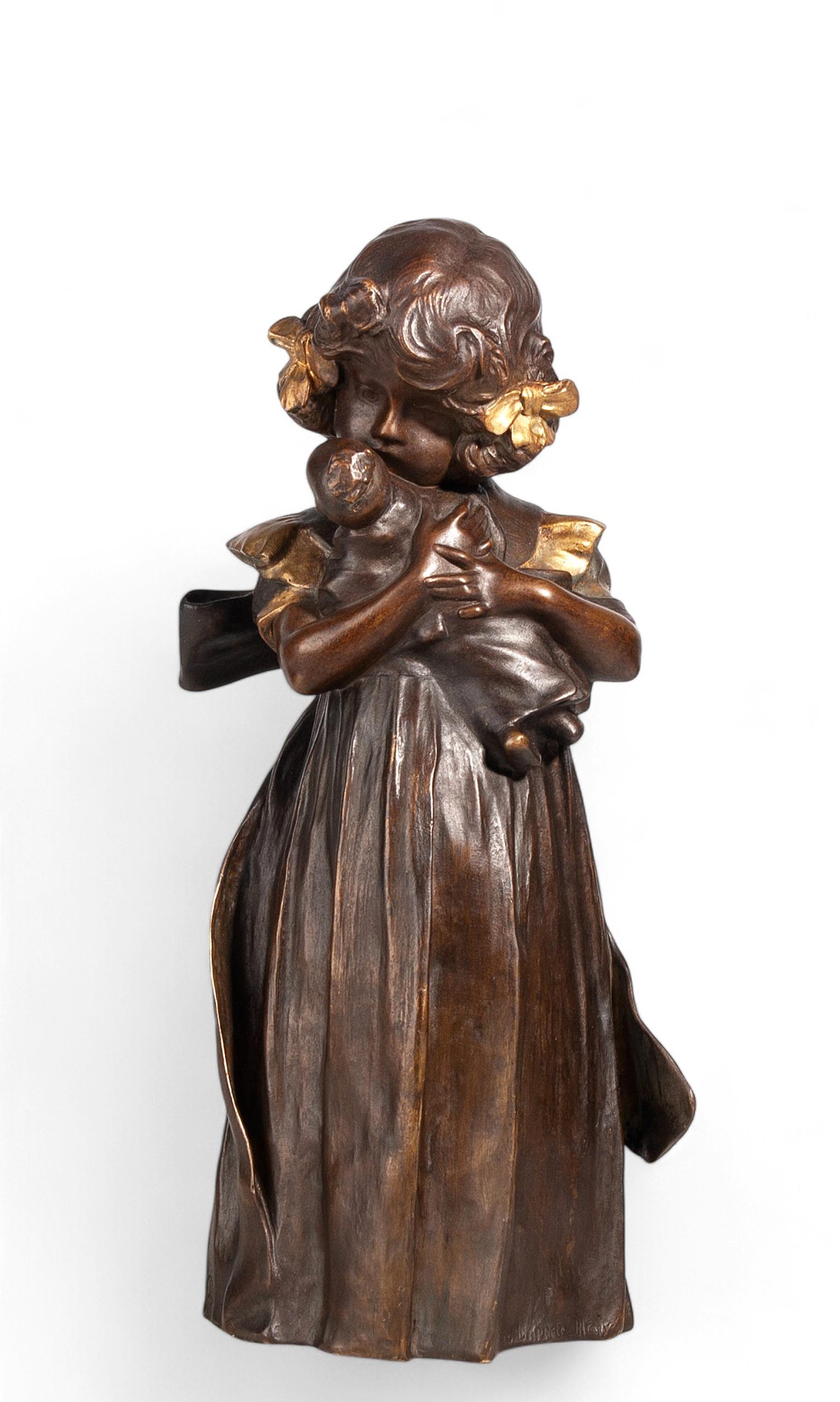 1900s Art Nouveau bronze sculpture of a girl with a doll by Leo Laporte-Blairsy, France

By: Leo Laporte-Blairsy
Material: bronze, copper, metal
Technique: cast, molded, metalwork, polished
Dimensions: 4.5 in x 5.5 in x 12 in
Date: early 20th