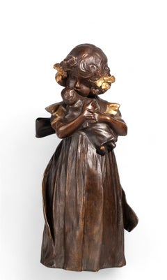 Escultura Art Nouveau de bronce de Niña con muñeca de Leo Laporte-Blairsy, Francia