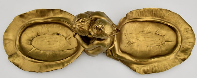 Art Nouveau Bronze Tray with Young Couple Kissing Max Blondat Soit Foundry, 1900 11