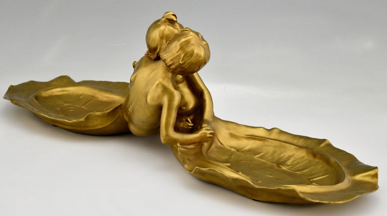 Art Nouveau Bronze Tray with Young Couple Kissing Max Blondat Soit Foundry, 1900 1