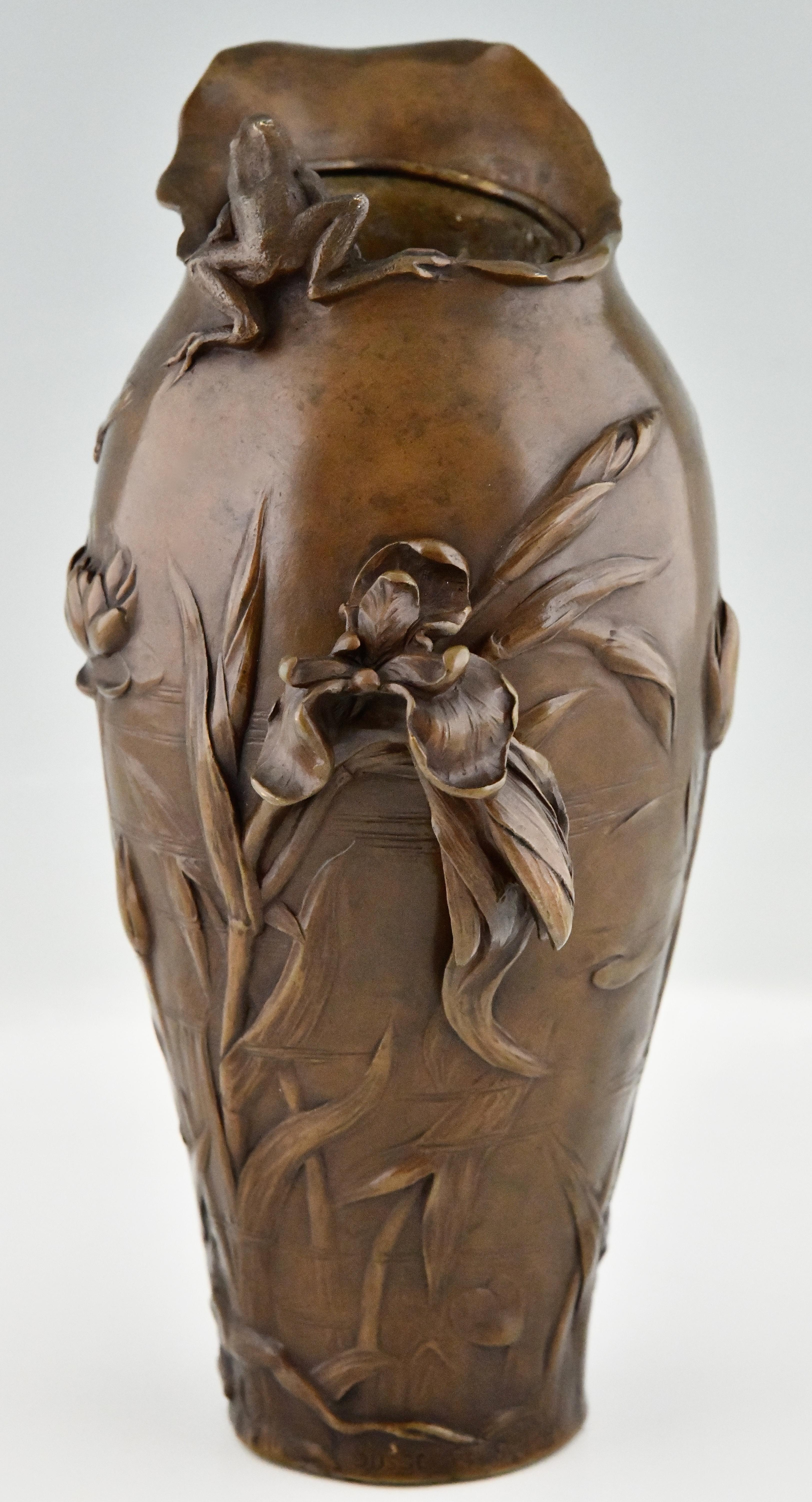 Patinated Art Nouveau Bronze Vase by Frederic Debon France 1902 Frog, Flowers En Dragonfly