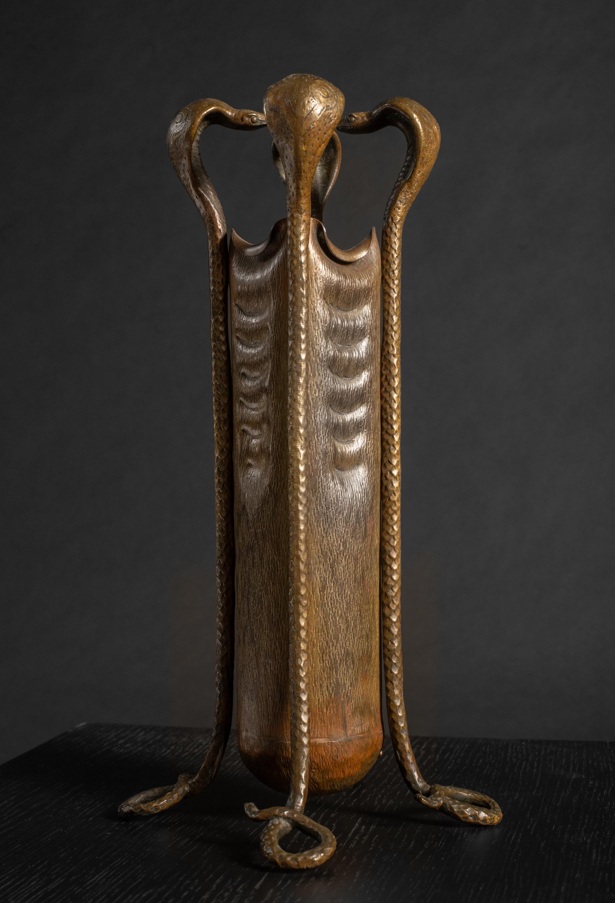 Art Nouveau Bronze Vase with Cobras by Fabulous Unknown Austrian Artist For Sale 2