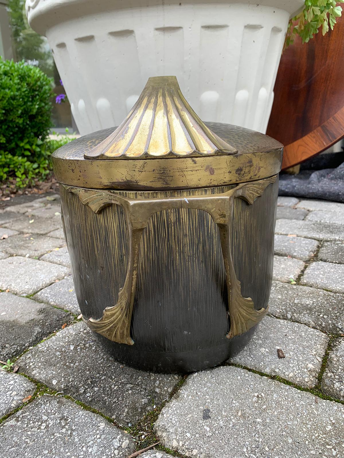 Early 20th Century Art Nouveau Bronze Wine Bucket with Lid, circa 1900