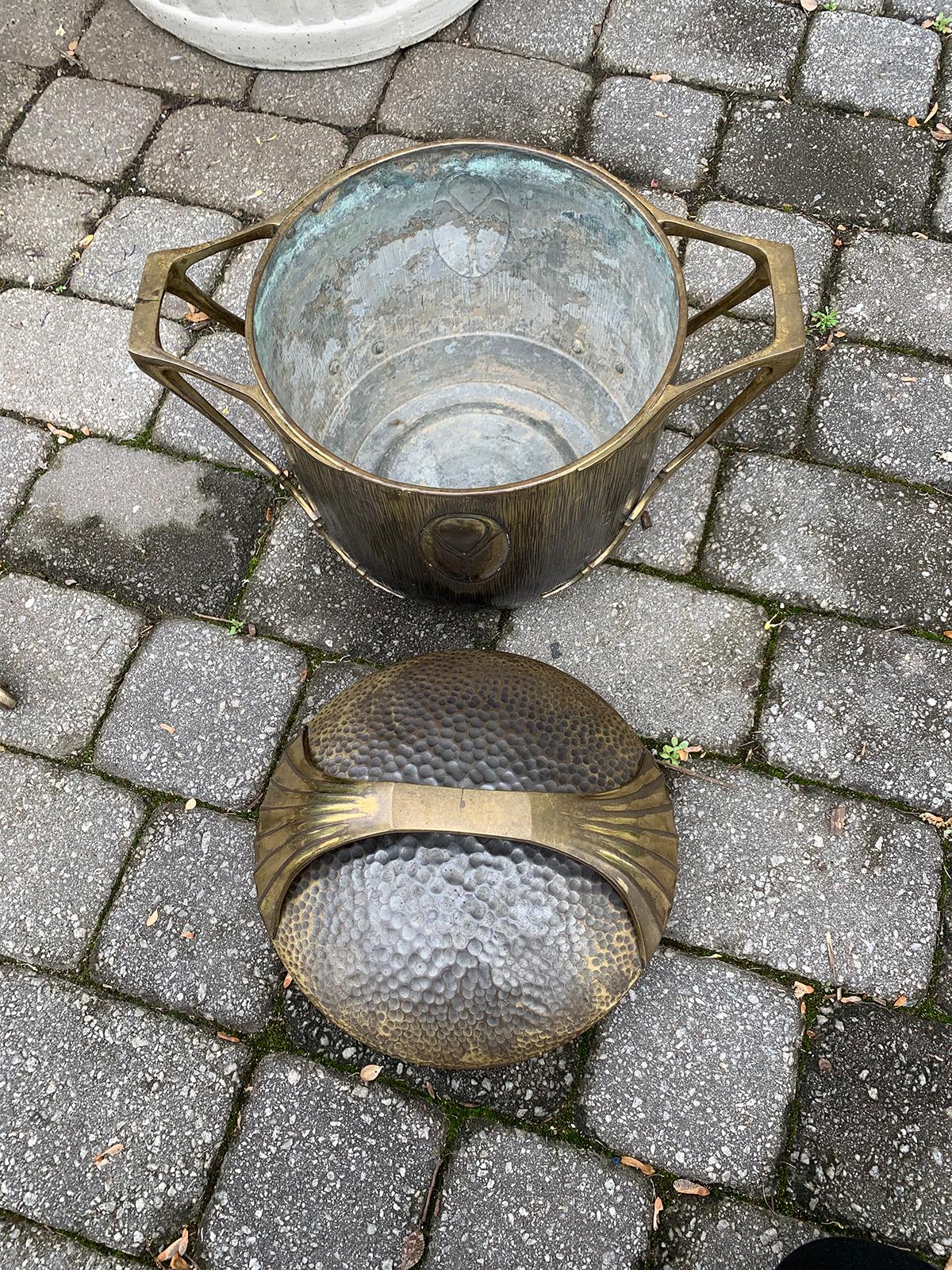Art Nouveau Bronze Wine Bucket with Lid, circa 1900 4