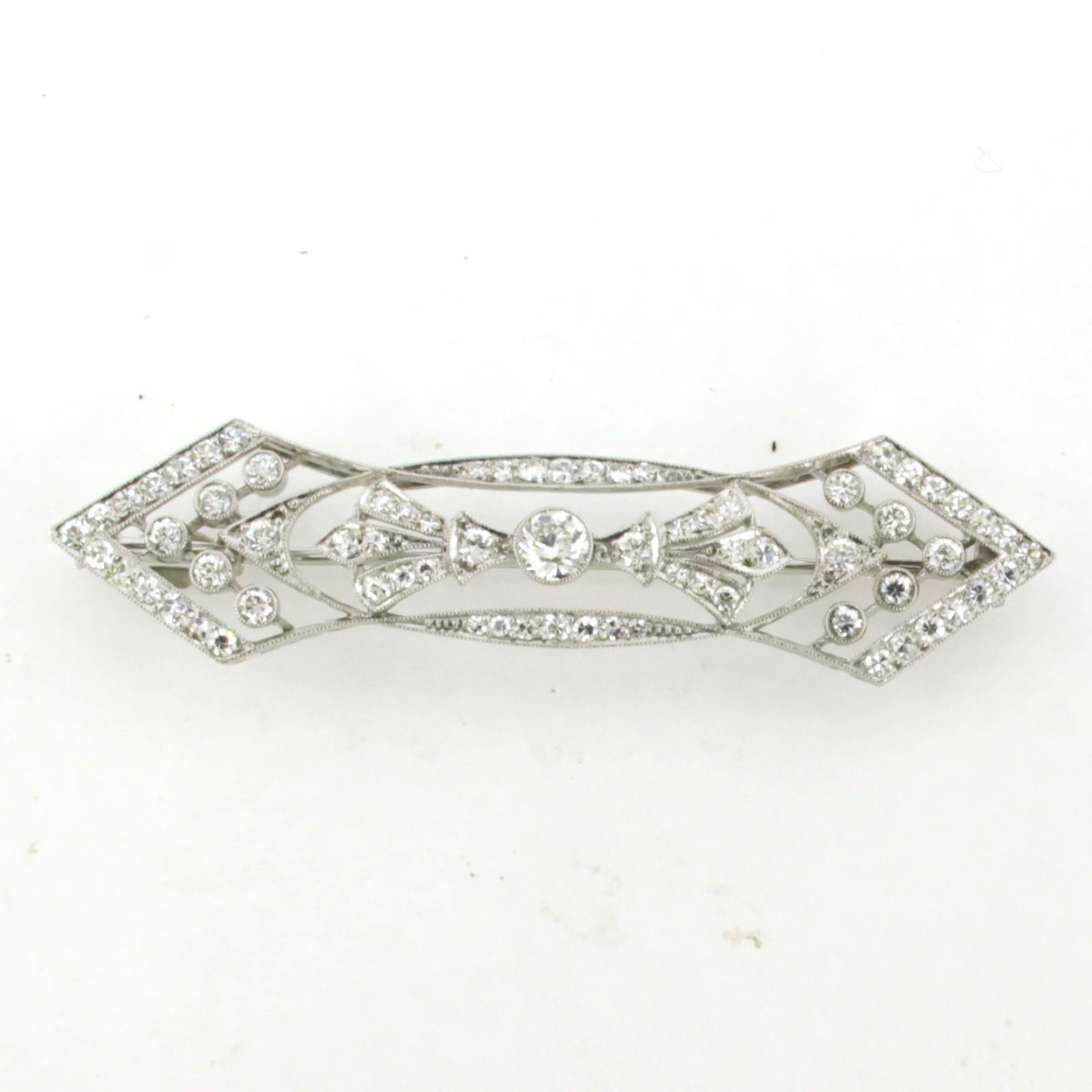 Spilla ART NOUVEAU con diamante antico europeo e diamante singolo fino a 1,90ct in oro 18k in vendita 1
