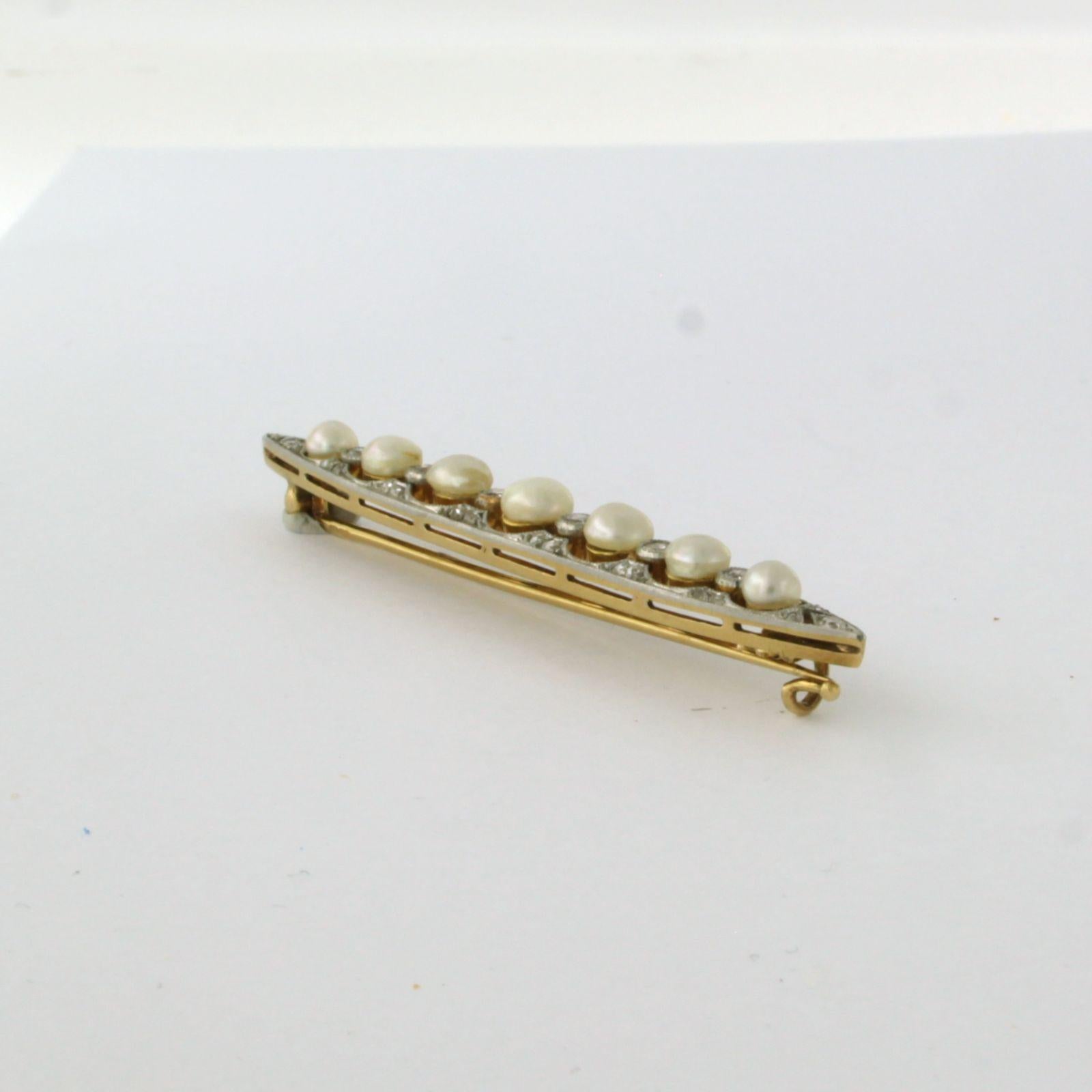 Women's ART NOUVEAU brooch with pearl and diamonds up to 0.35ct 18k bicolour gold For Sale