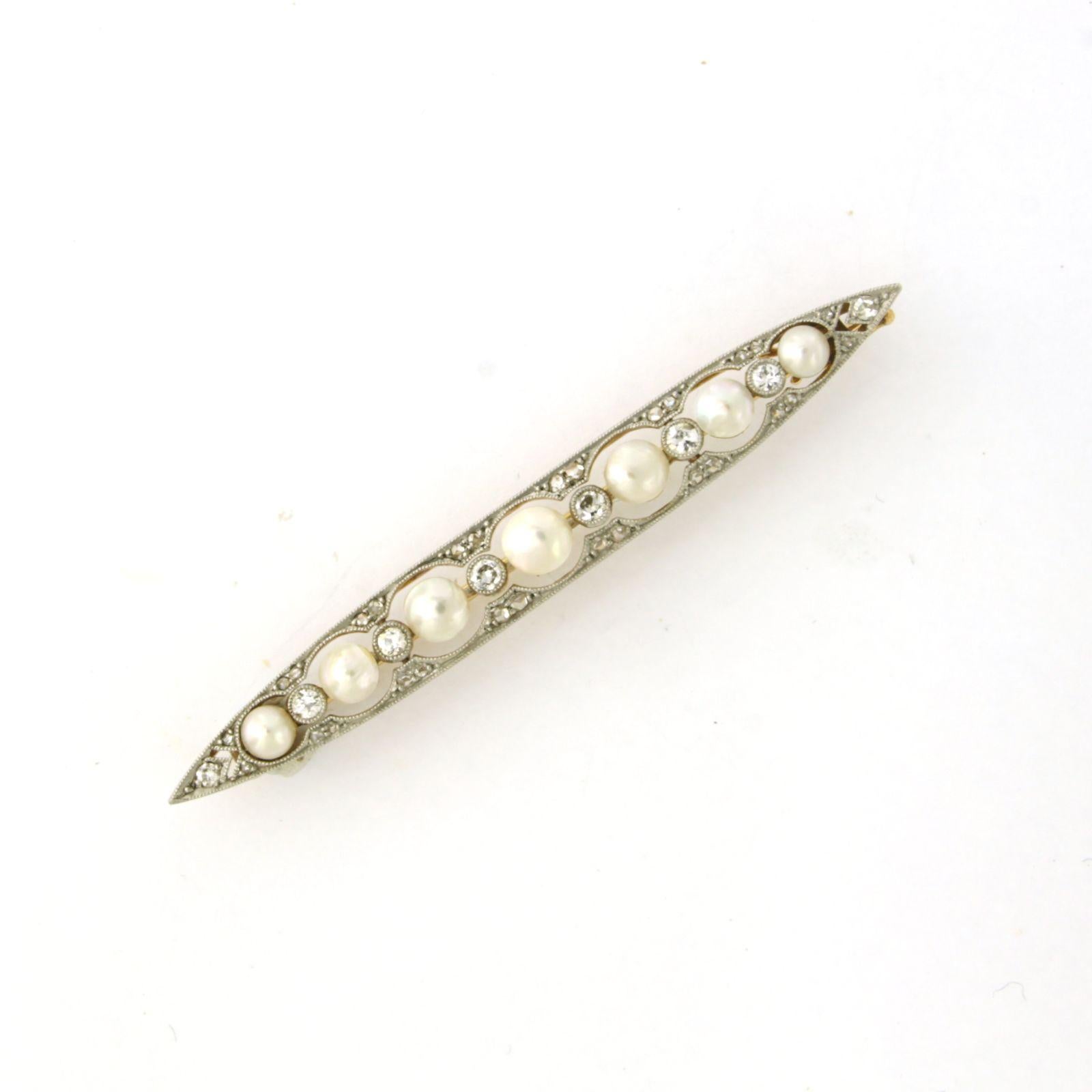 ART NOUVEAU brooch with pearl and diamonds up to 0.35ct 18k bicolour gold For Sale 1
