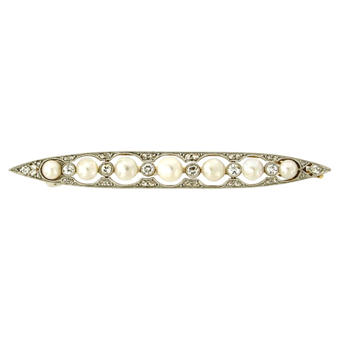 Spilla ART NOUVEAU con perla e diamanti fino a 0,35ct in oro 18k 7,3 grammi
